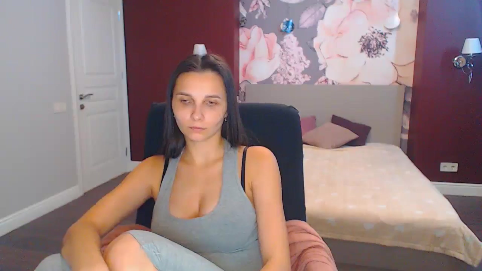 Gallery image thumbnail from Karina_Mils's myfreecams stream on, 08/29/2024, 10:00 image 8 of 20