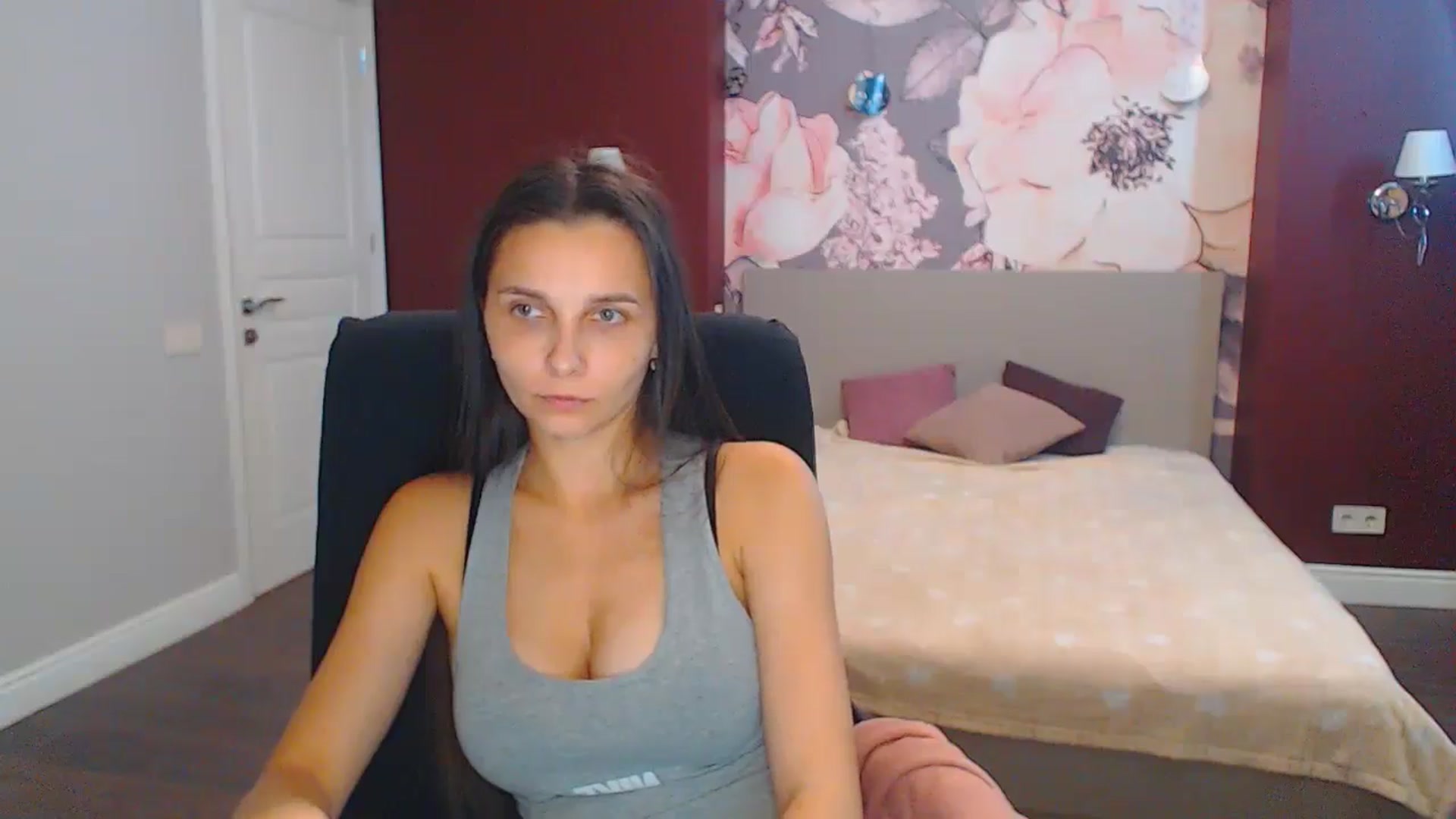 Gallery image thumbnail from Karina_Mils's myfreecams stream on, 08/29/2024, 11:08 image 19 of 20