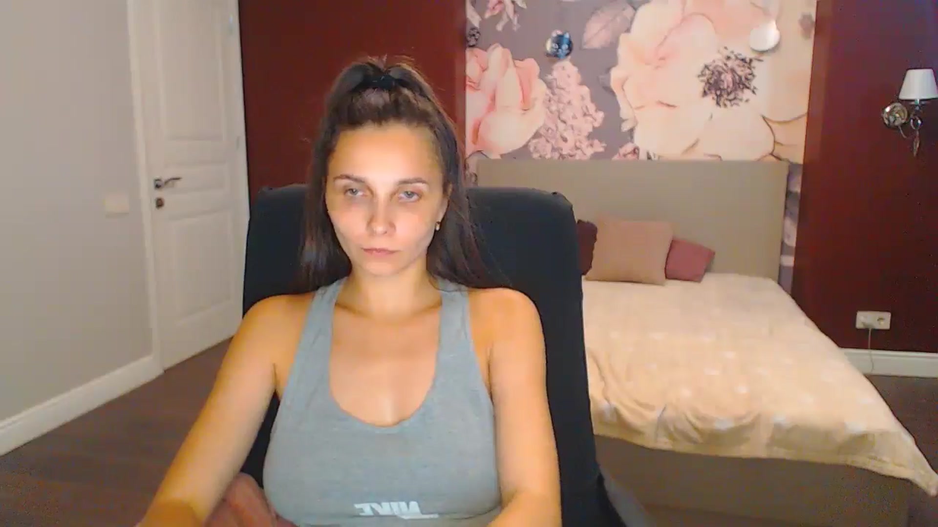 Gallery image thumbnail from Karina_Mils's myfreecams stream on, 08/30/2024, 14:51 image 19 of 20