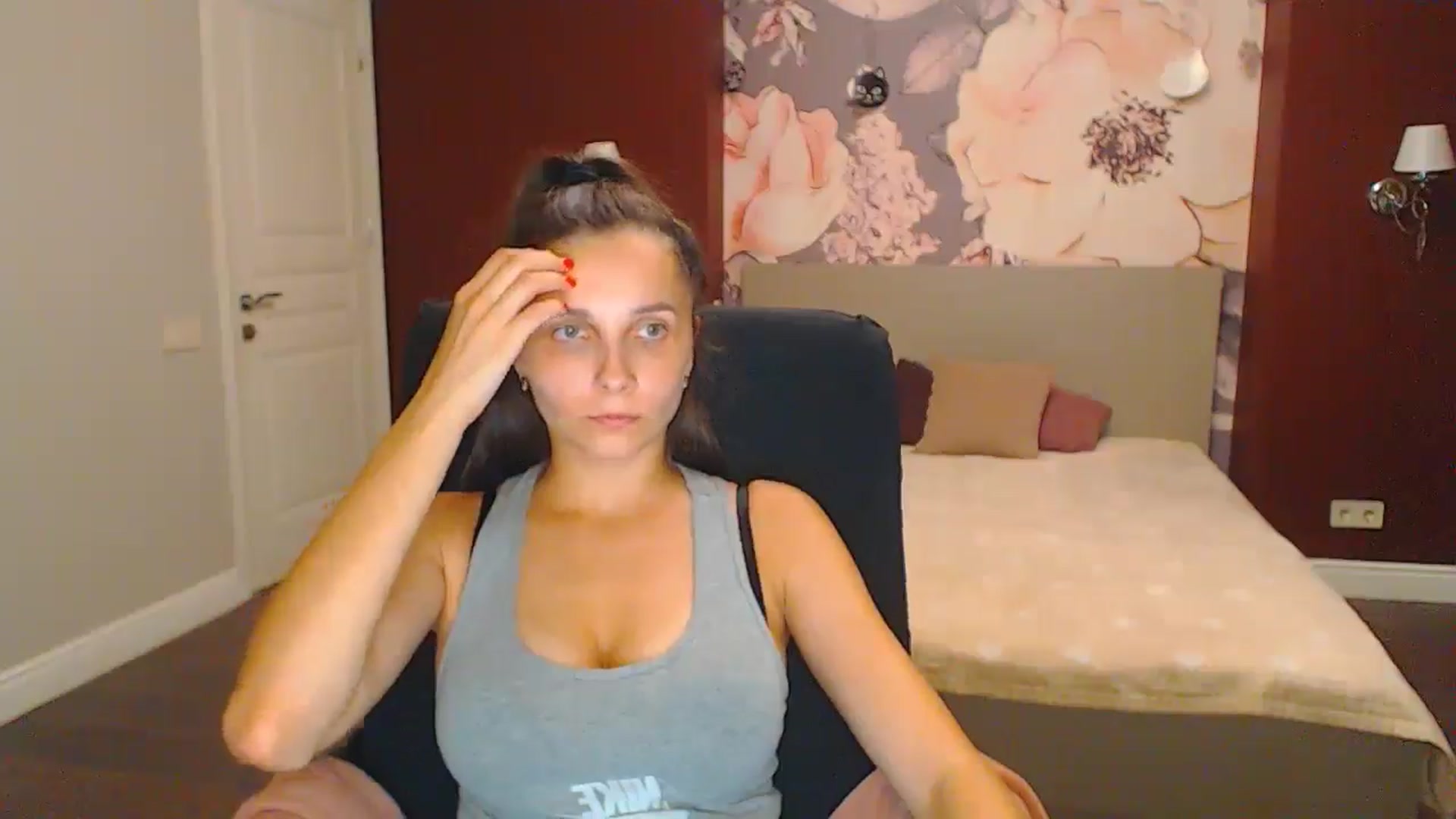 Gallery image thumbnail from Karina_Mils's myfreecams stream on, 08/30/2024, 17:32 image 4 of 20