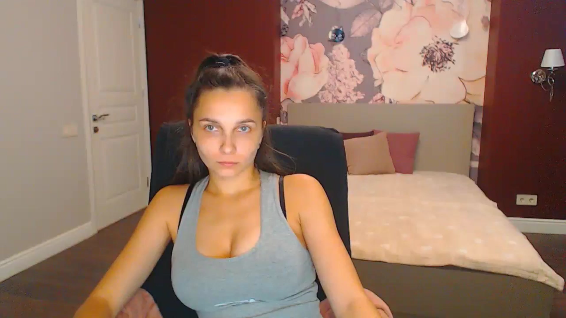 Gallery image thumbnail from Karina_Mils's myfreecams stream on, 08/31/2024, 15:18 image 20 of 20