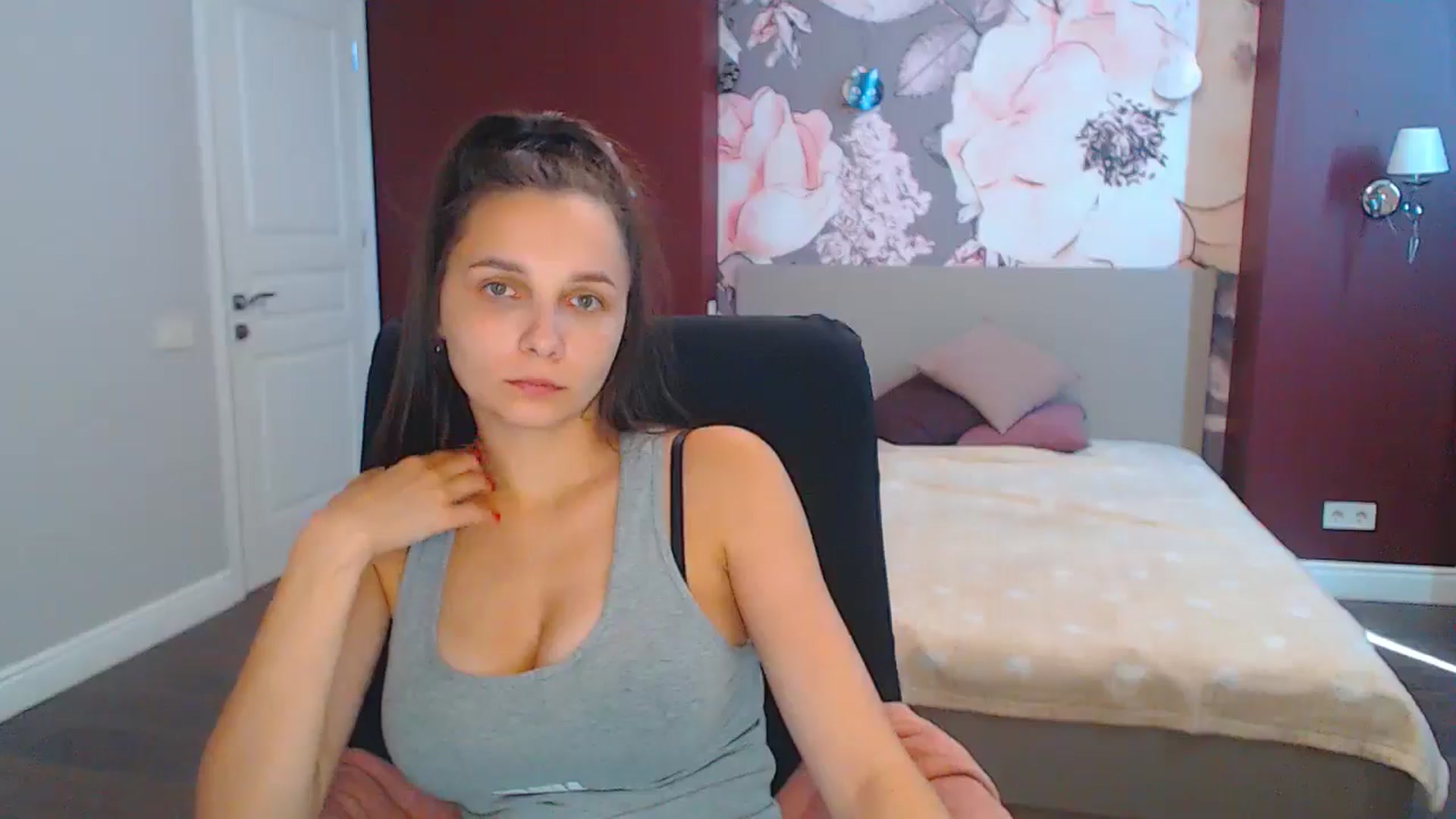 Gallery image thumbnail from Karina_Mils's myfreecams stream on, 09/02/2024, 10:45 image 9 of 20