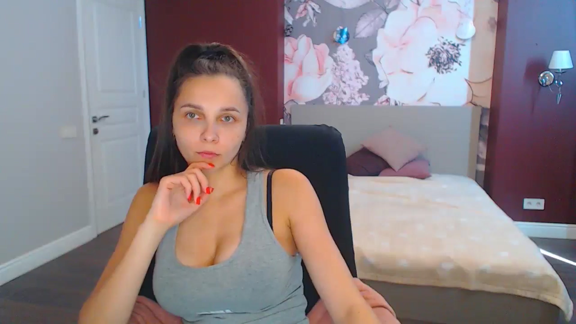 Gallery image thumbnail from Karina_Mils's myfreecams stream on, 09/02/2024, 10:45 image 8 of 20