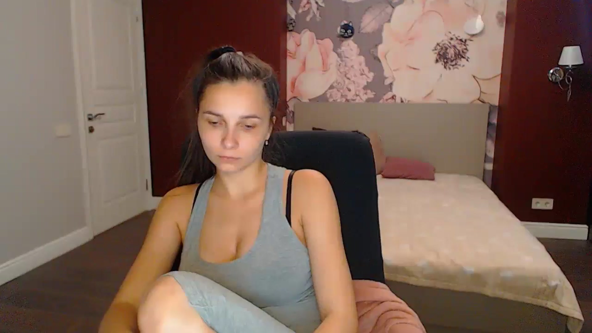Gallery image thumbnail from Karina_Mils's myfreecams stream on, 09/05/2024, 11:49 image 3 of 20