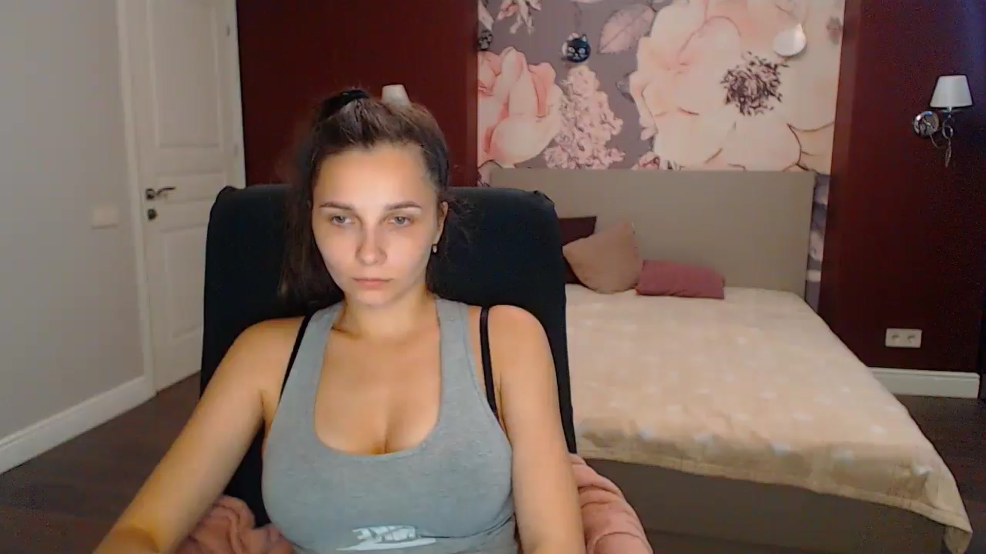 Gallery image thumbnail from Karina_Mils's myfreecams stream on, 09/05/2024, 11:49 image 7 of 20