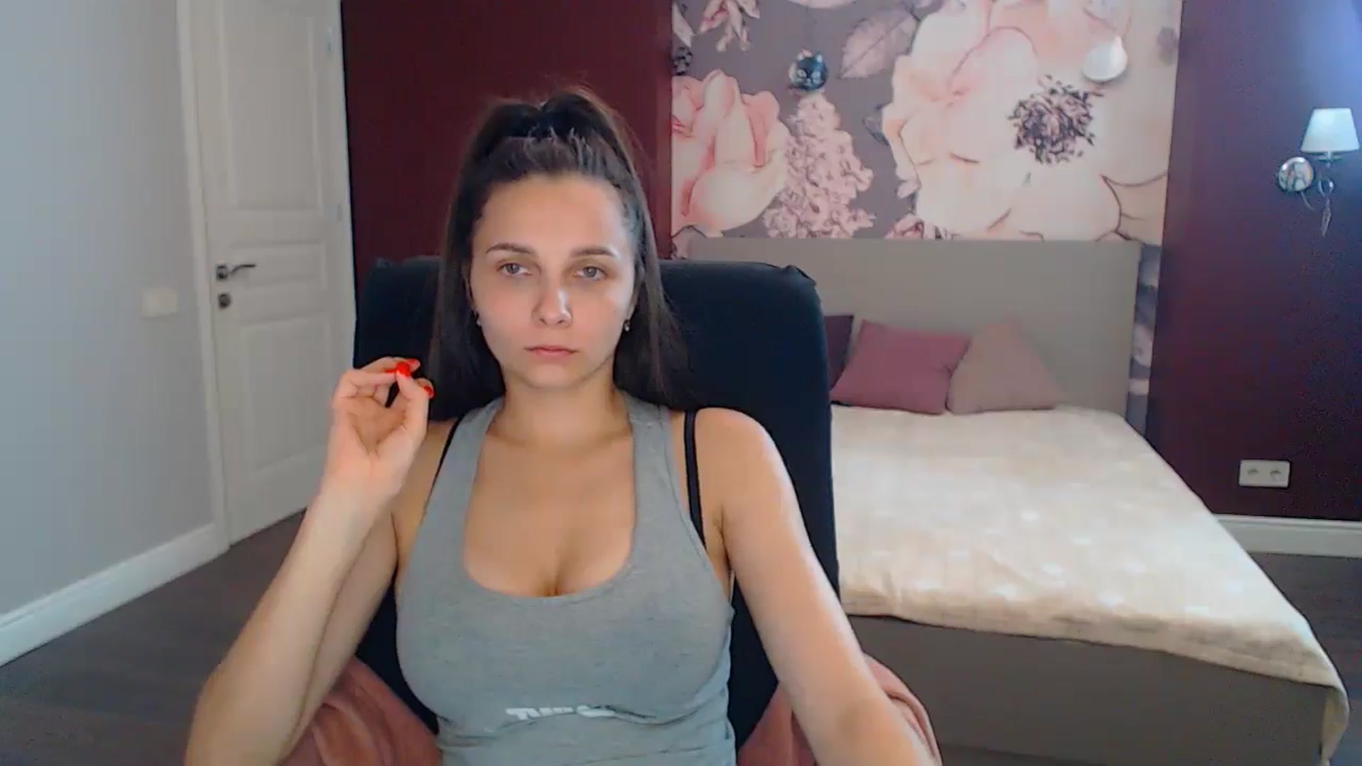 Gallery image thumbnail from Karina_Mils's myfreecams stream on, 09/06/2024, 13:23 image 2 of 20