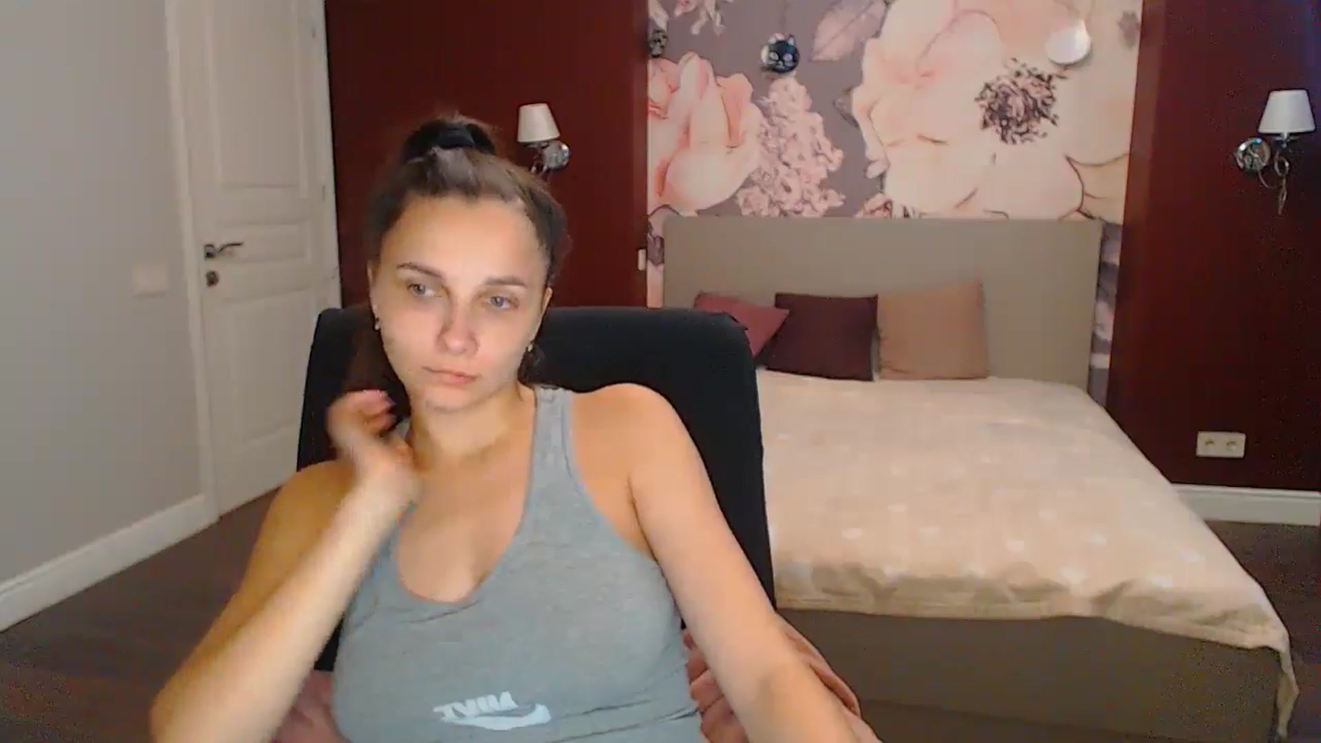 Gallery image thumbnail from Karina_Mils's myfreecams stream on, 09/07/2024, 06:34 image 15 of 20