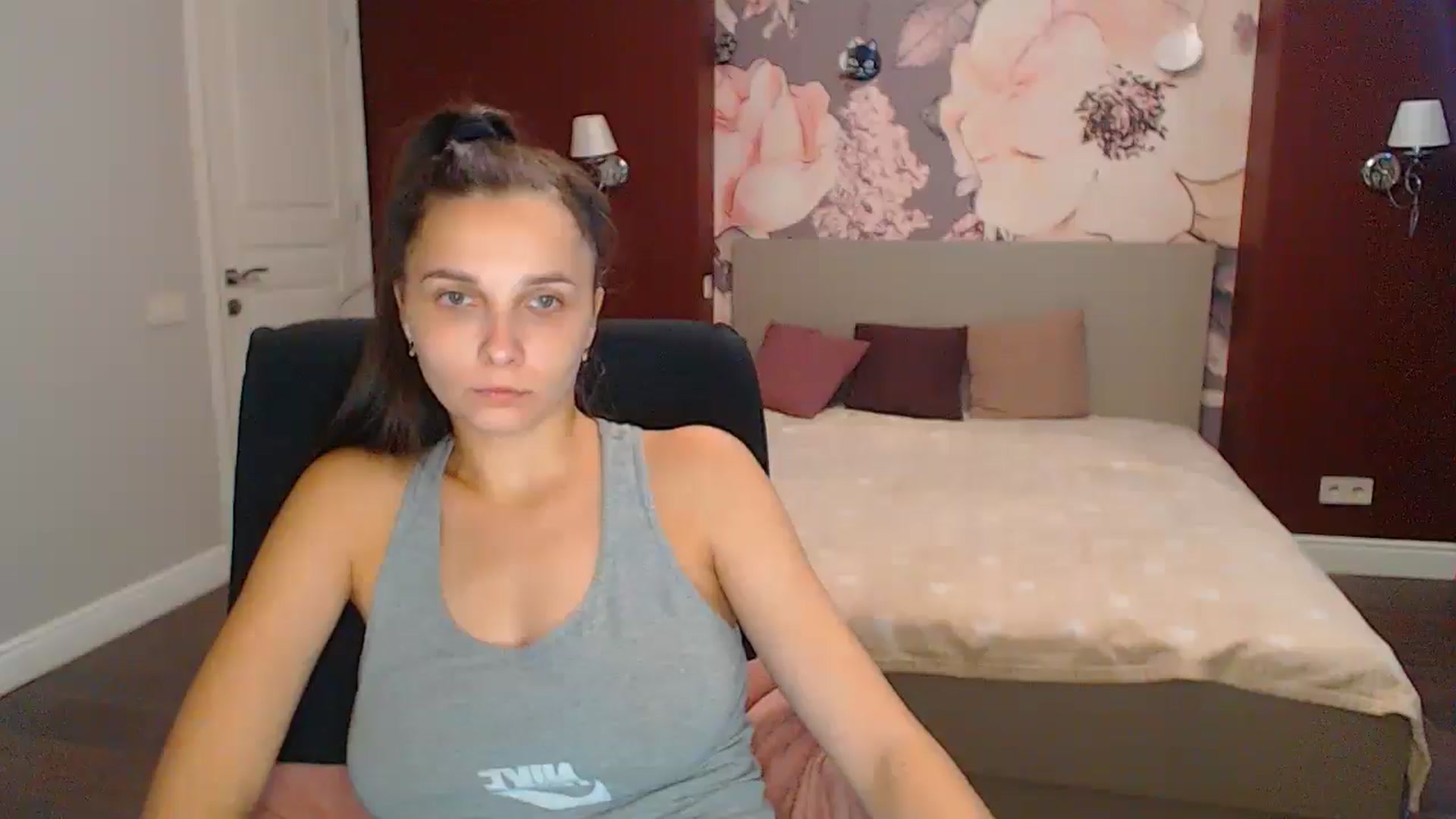 Gallery image thumbnail from Karina_Mils's myfreecams stream on, 09/07/2024, 06:34 image 19 of 20