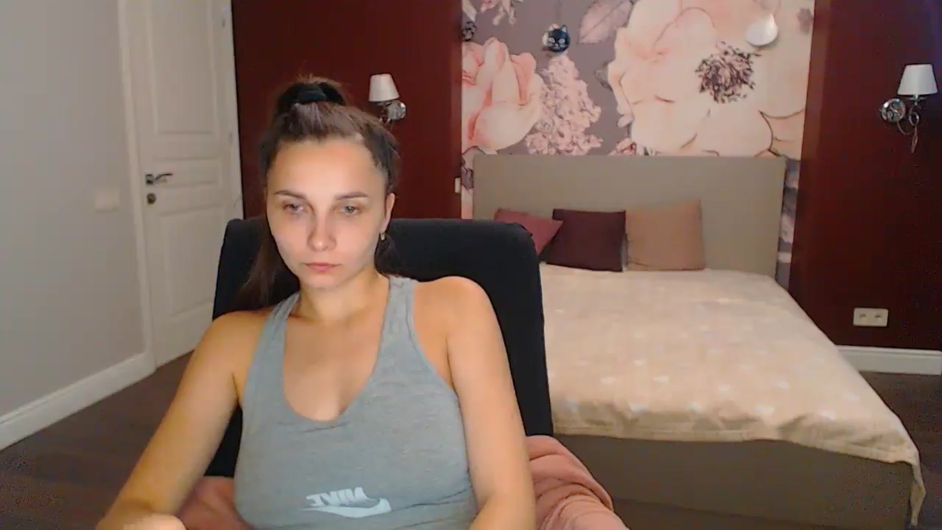 Gallery image thumbnail from Karina_Mils's myfreecams stream on, 09/07/2024, 06:34 image 14 of 20