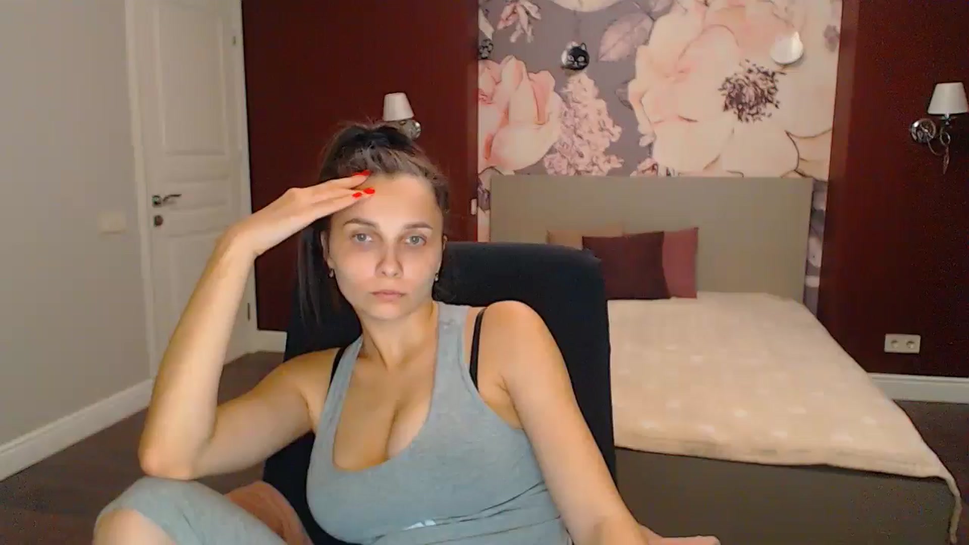 Gallery image thumbnail from Karina_Mils's myfreecams stream on, 09/08/2024, 17:05 image 20 of 20