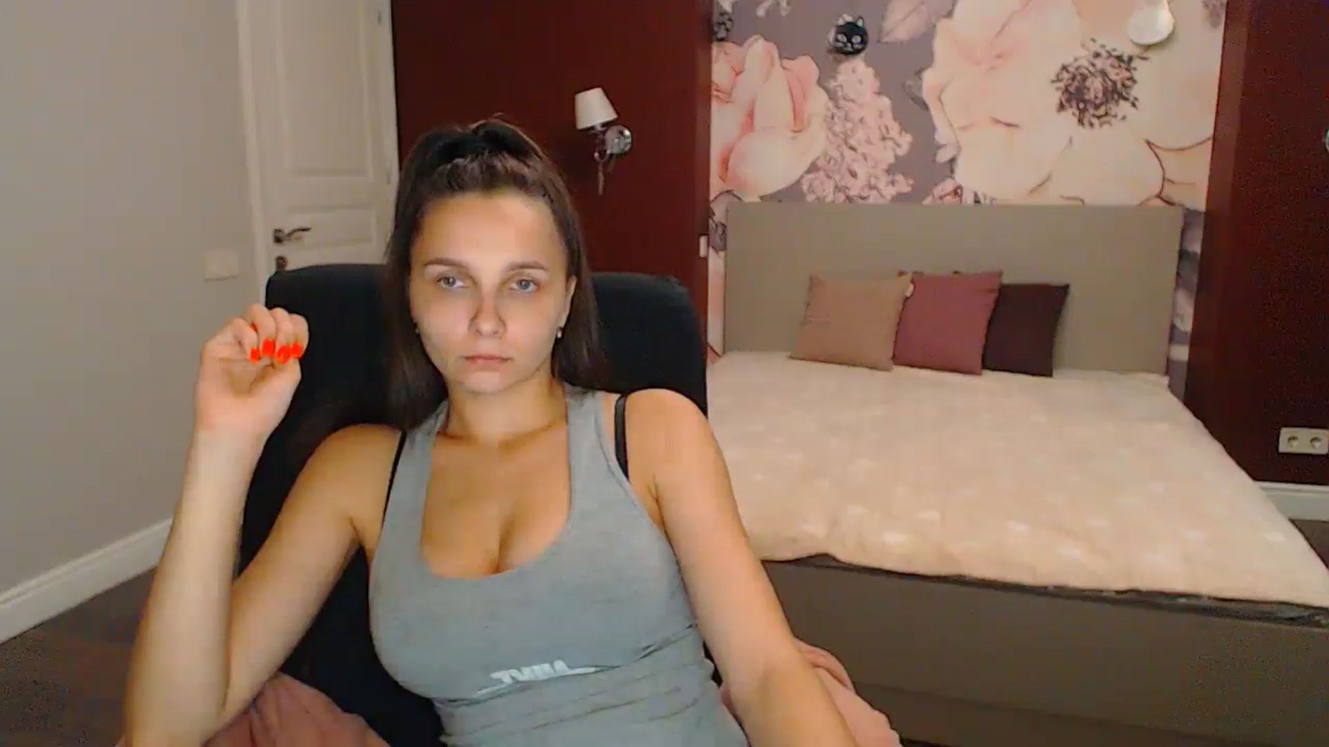 Gallery image thumbnail from Karina_Mils's myfreecams stream on, 09/15/2024, 14:06 image 12 of 20