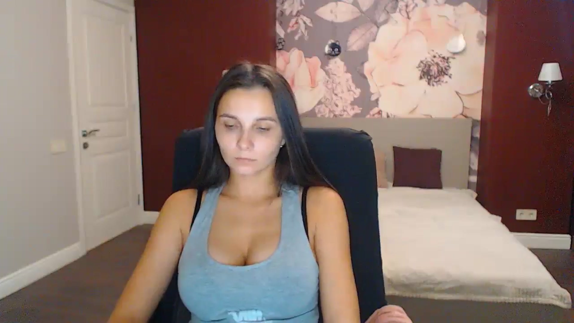 Gallery image thumbnail from Karina_Mils's myfreecams stream on, 11/14/2024, 12:02 image 7 of 20