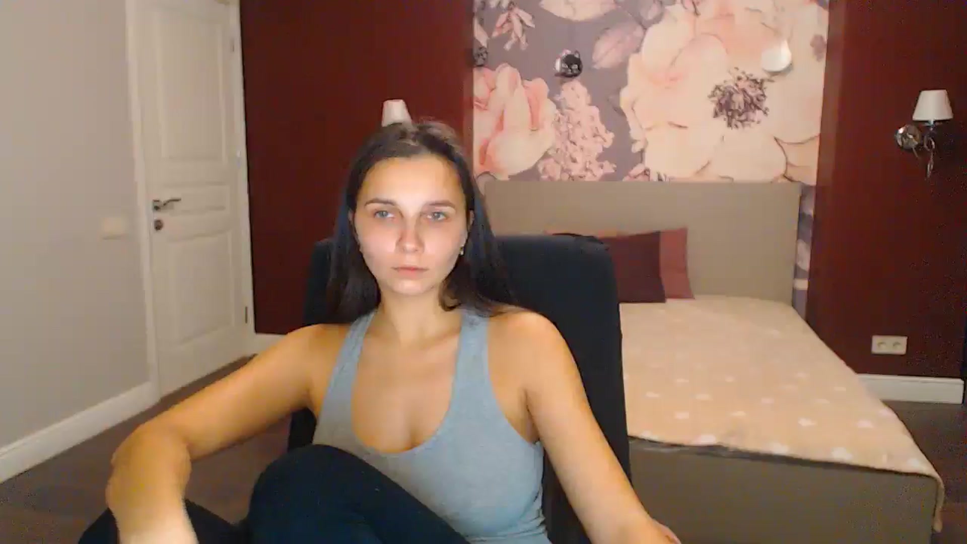 Gallery image thumbnail from Karina_Mils's myfreecams stream on, 12/07/2024, 19:20 image 7 of 20