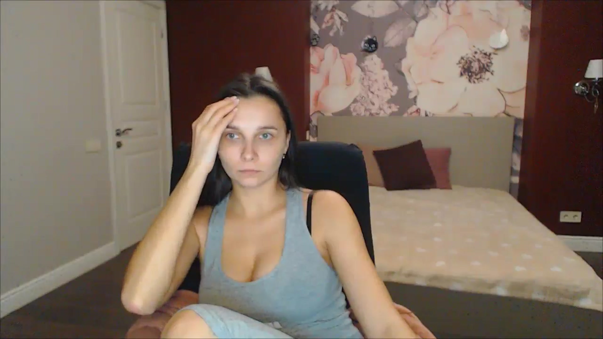 Gallery image thumbnail from Karina_Mils's myfreecams stream on, 12/29/2024, 19:07 image 20 of 20