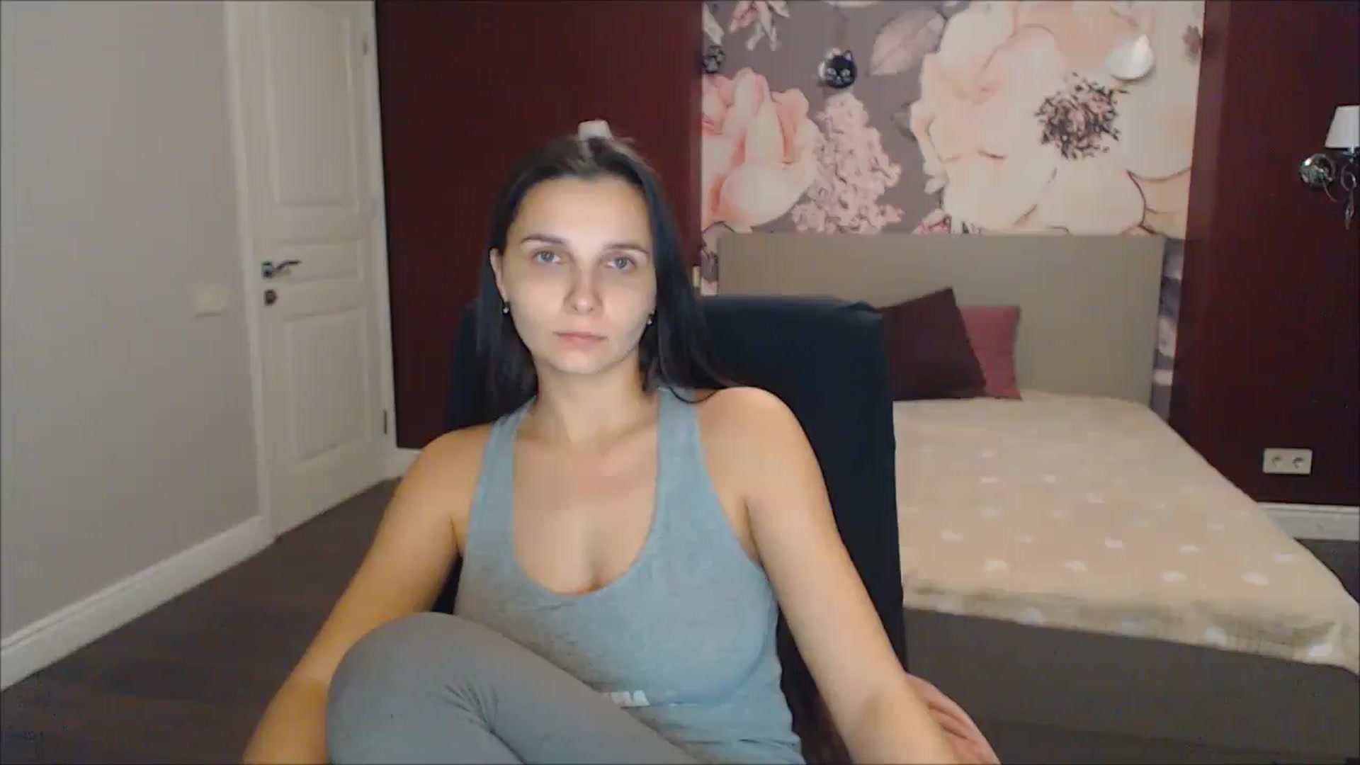 Gallery image thumbnail from Karina_Mils's myfreecams stream on, 12/30/2024, 07:51 image 4 of 20