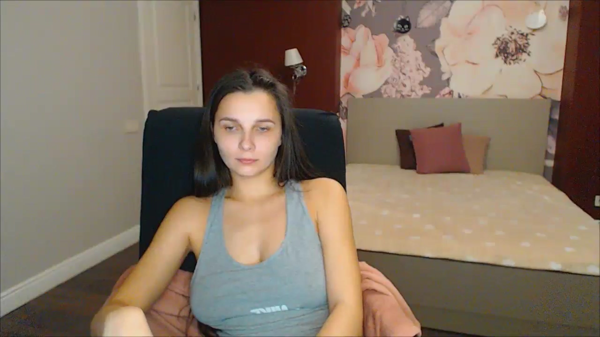 Gallery image thumbnail from Karina_Mils's myfreecams stream on, 01/25/2025, 14:42 image 17 of 20