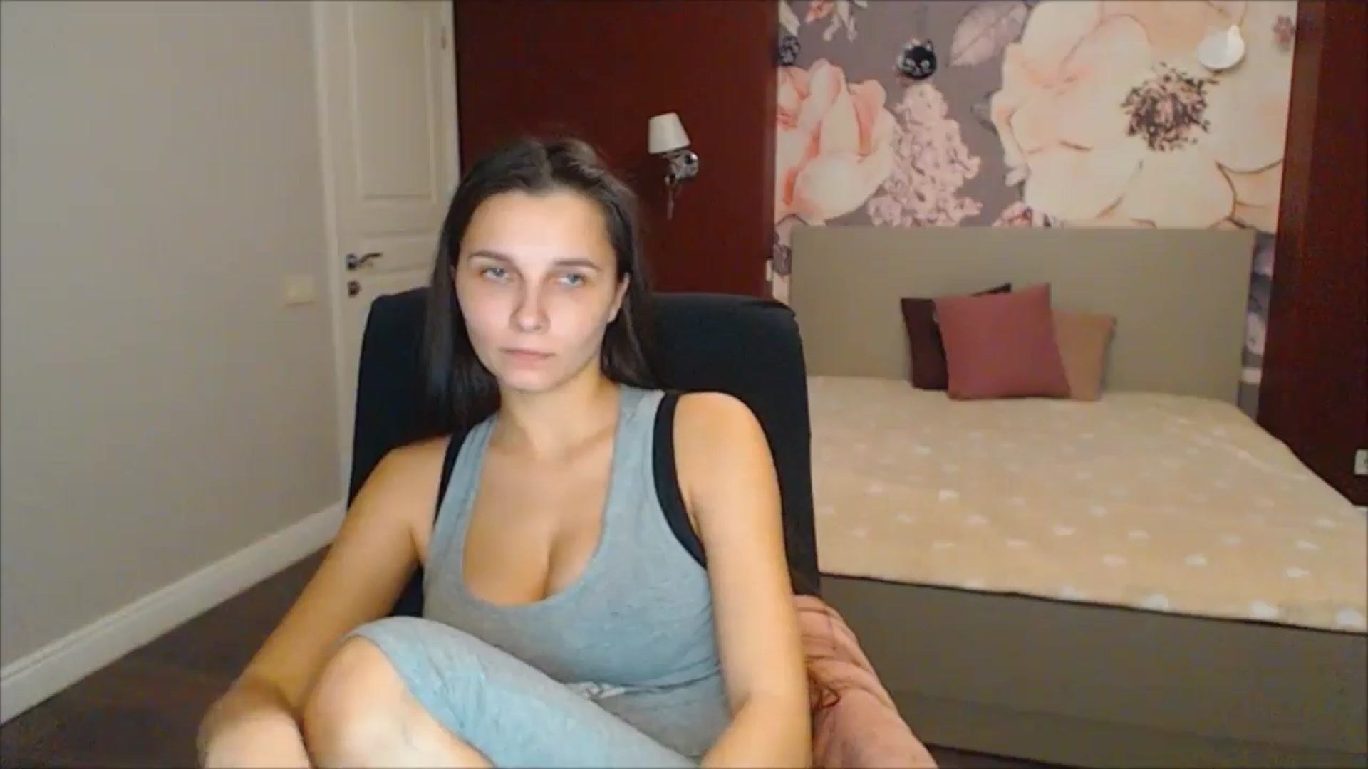 Gallery image thumbnail from Karina_Mils's myfreecams stream on, 01/25/2025, 15:32 image 5 of 20