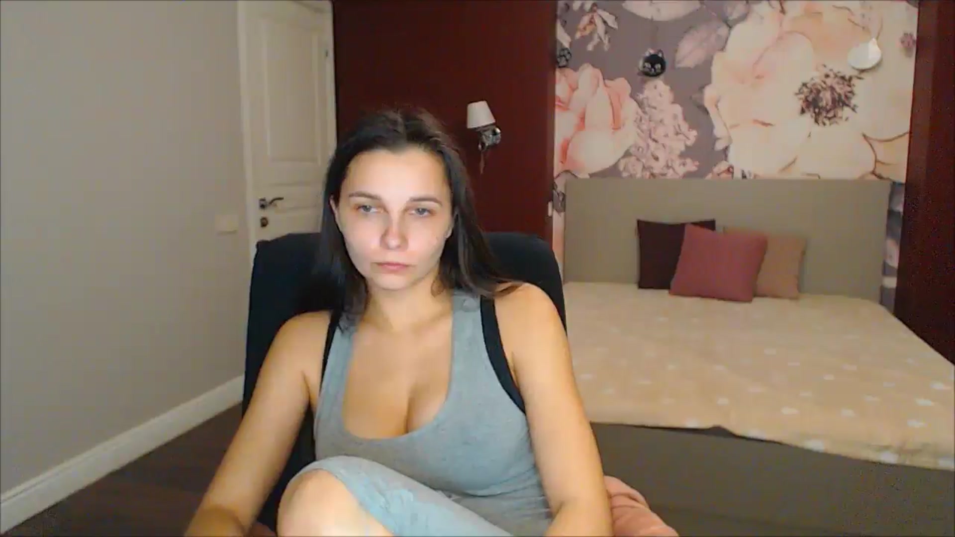 Gallery image thumbnail from Karina_Mils's myfreecams stream on, 01/26/2025, 16:30 image 2 of 20
