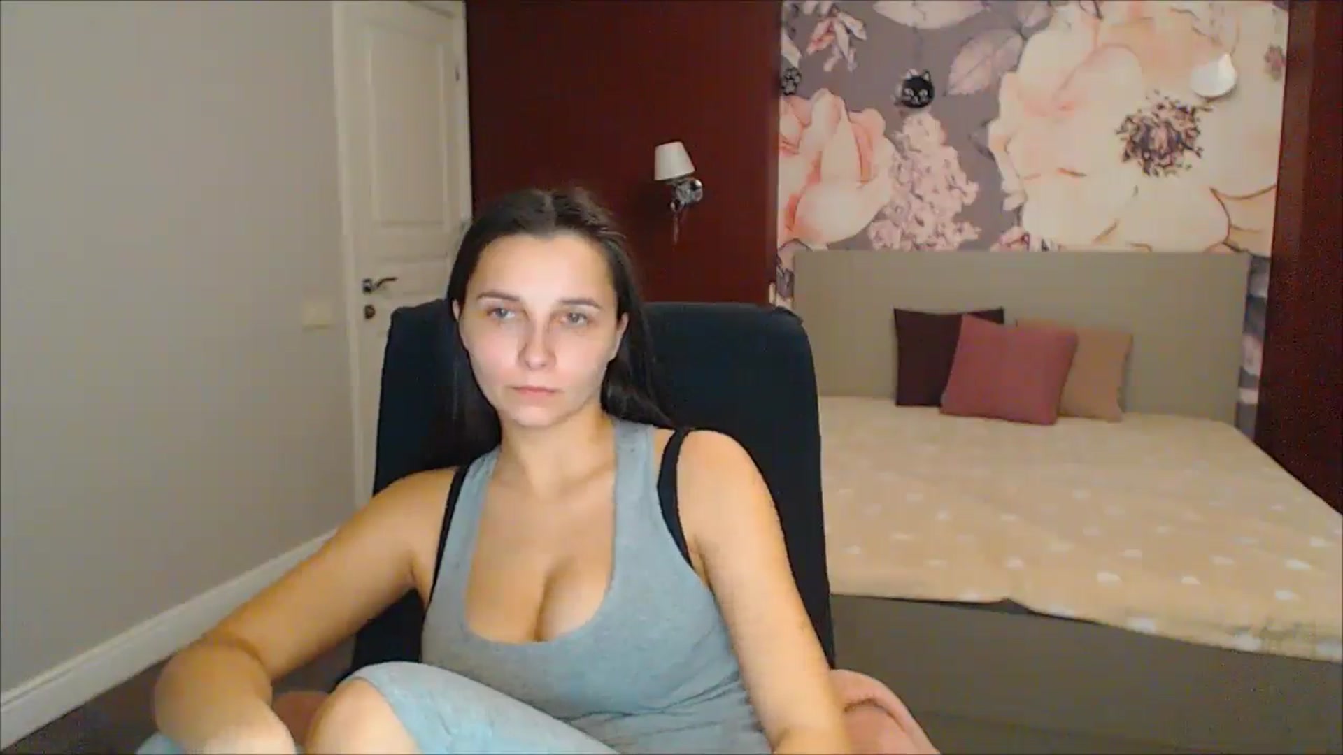 Gallery image thumbnail from Karina_Mils's myfreecams stream on, 01/26/2025, 17:09 image 20 of 20