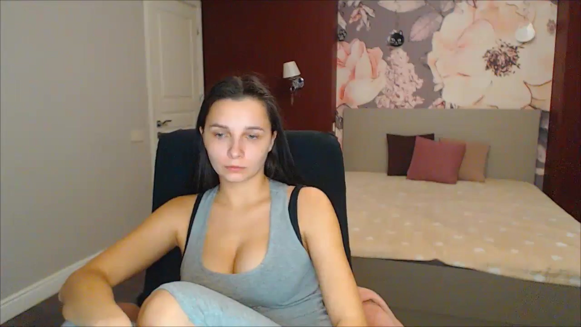 Gallery image thumbnail from Karina_Mils's myfreecams stream on, 01/26/2025, 17:09 image 11 of 20