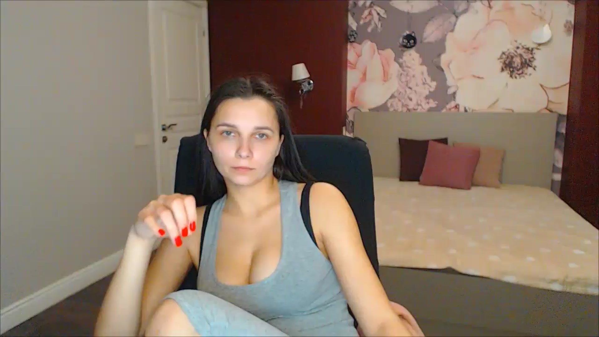 Gallery image thumbnail from Karina_Mils's myfreecams stream on, 01/26/2025, 17:09 image 9 of 20