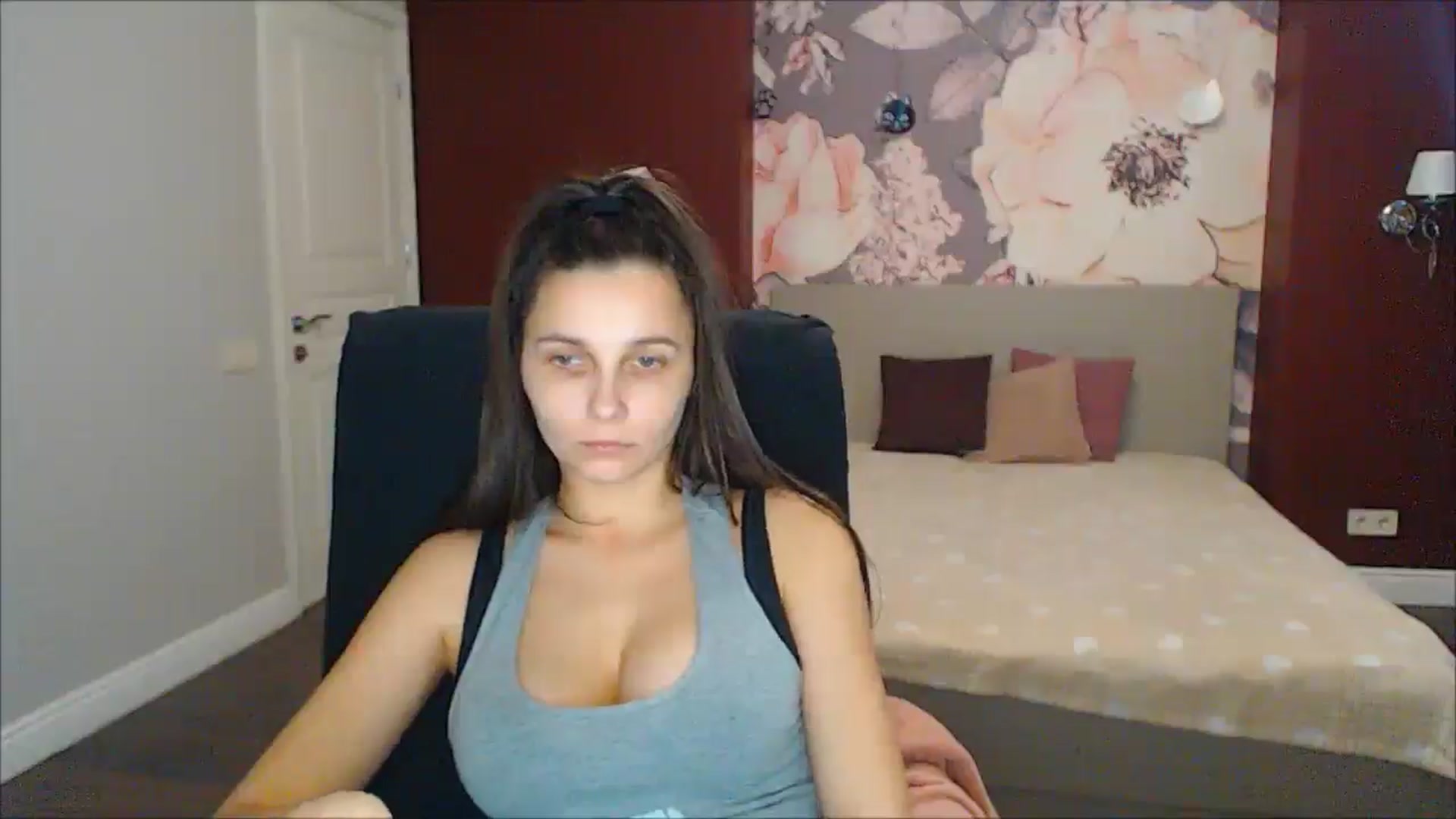 Gallery image thumbnail from Karina_Mils's myfreecams stream on, 02/03/2025, 12:56 image 2 of 20
