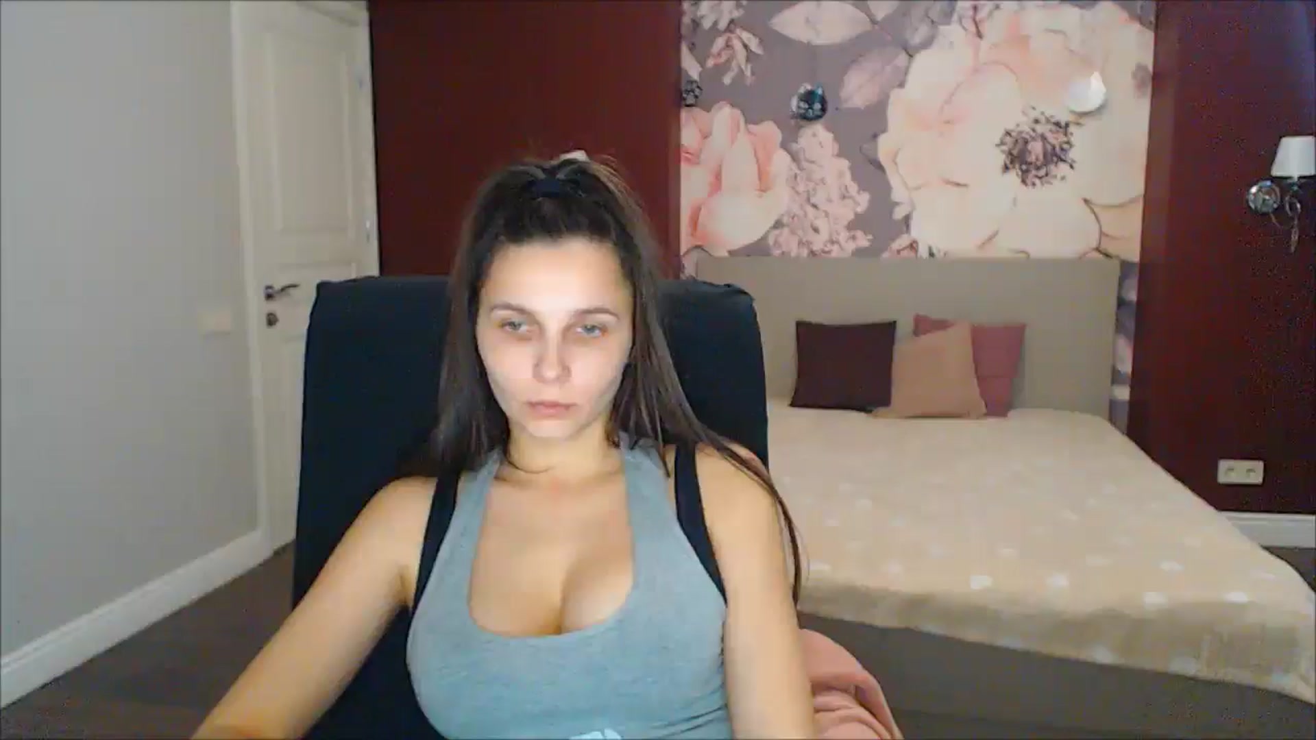 Gallery image thumbnail from Karina_Mils's myfreecams stream on, 02/03/2025, 12:56 image 5 of 20