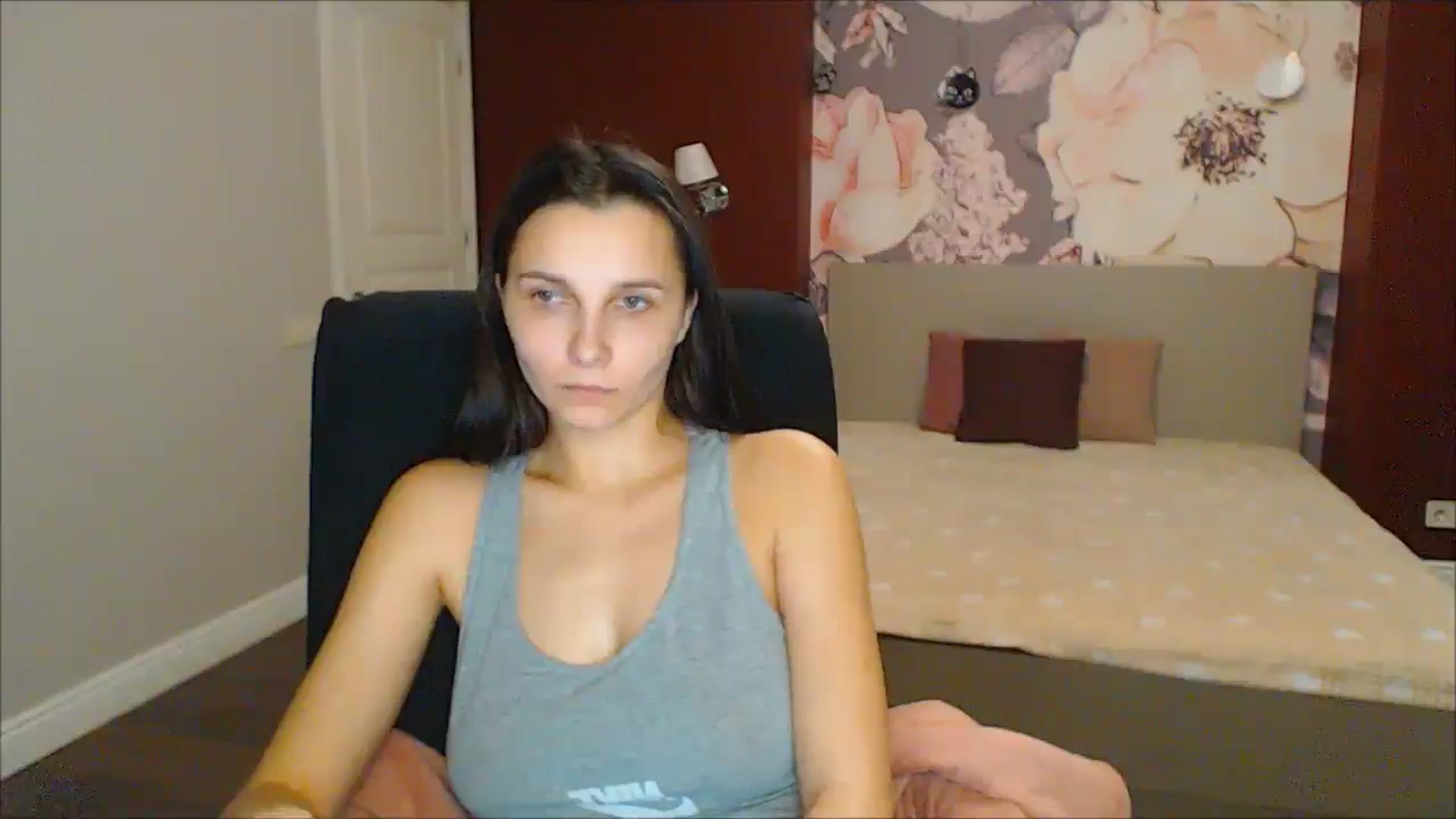 Gallery image thumbnail from Karina_Mils's myfreecams stream on, 02/09/2025, 16:29 image 11 of 20