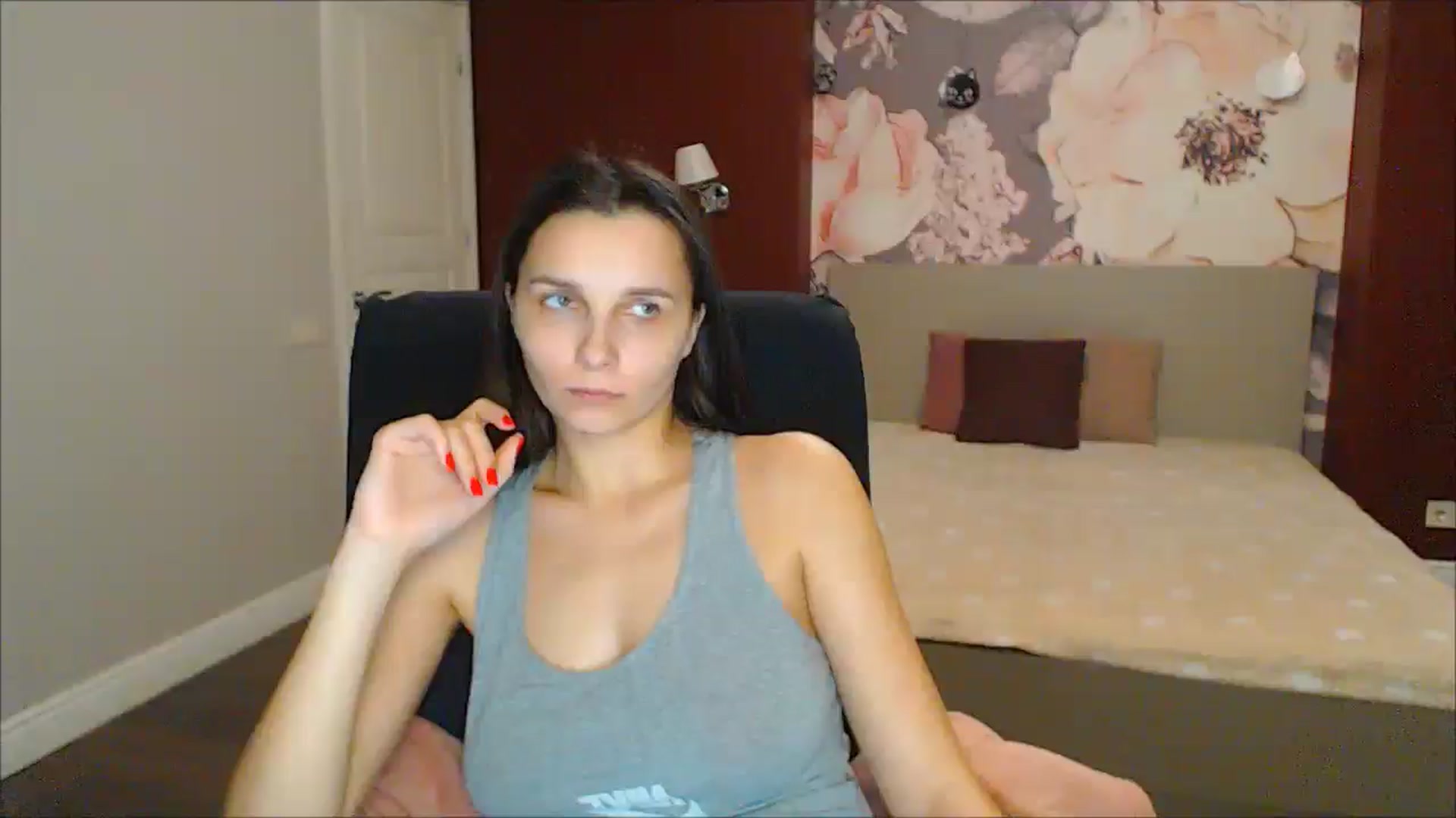 Gallery image thumbnail from Karina_Mils's myfreecams stream on, 02/09/2025, 16:29 image 20 of 20