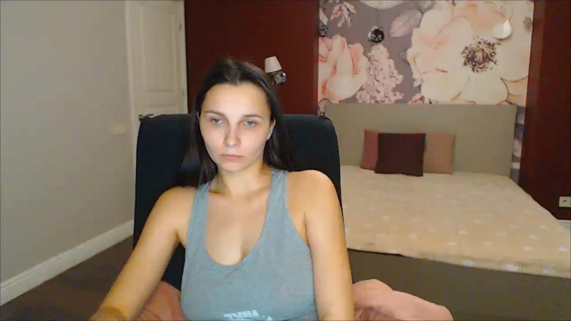 Gallery image thumbnail from Karina_Mils's myfreecams stream on, 02/09/2025, 16:29 image 19 of 20