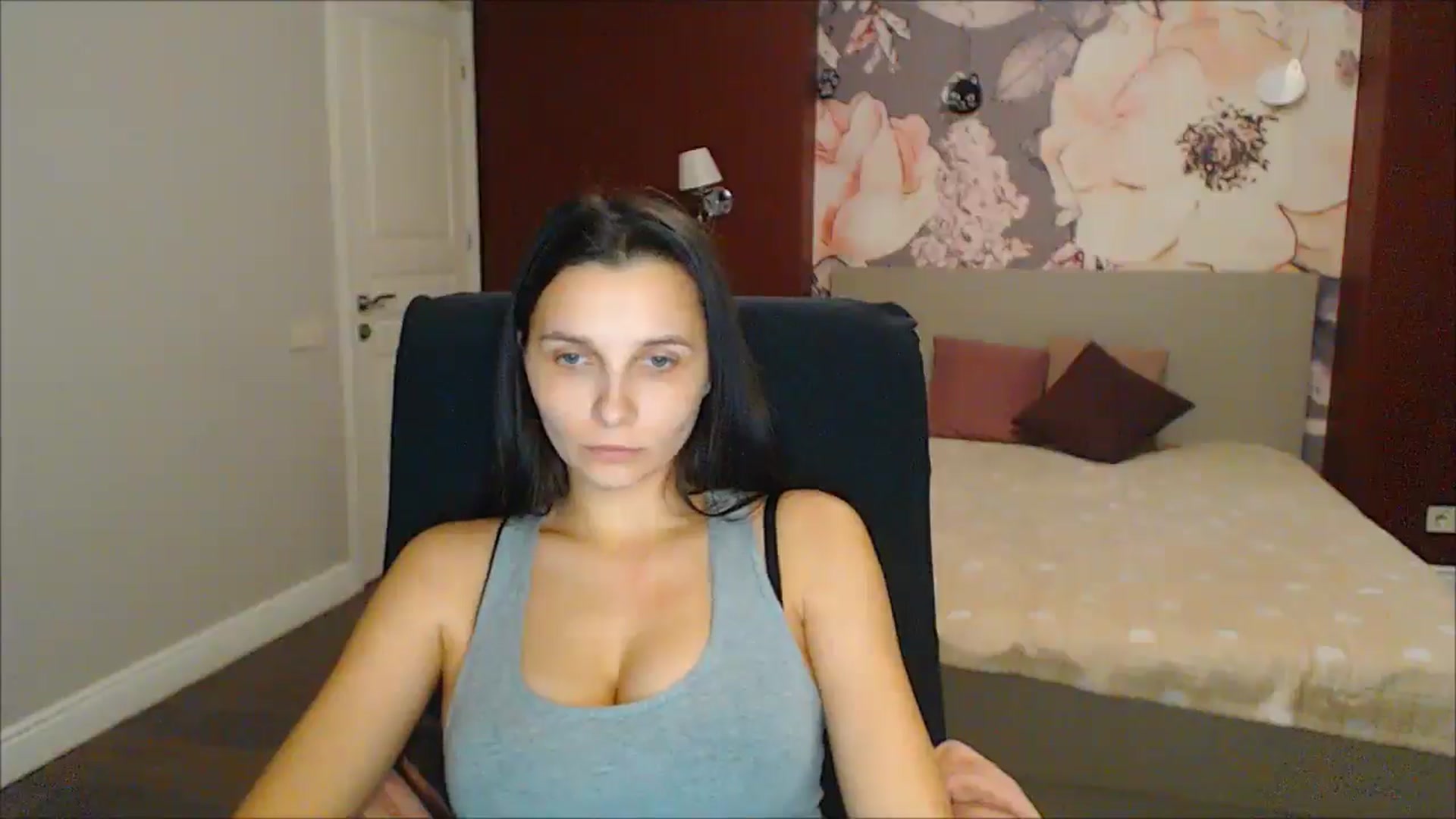 Gallery image thumbnail from Karina_Mils's myfreecams stream on, 02/09/2025, 18:08 image 20 of 20
