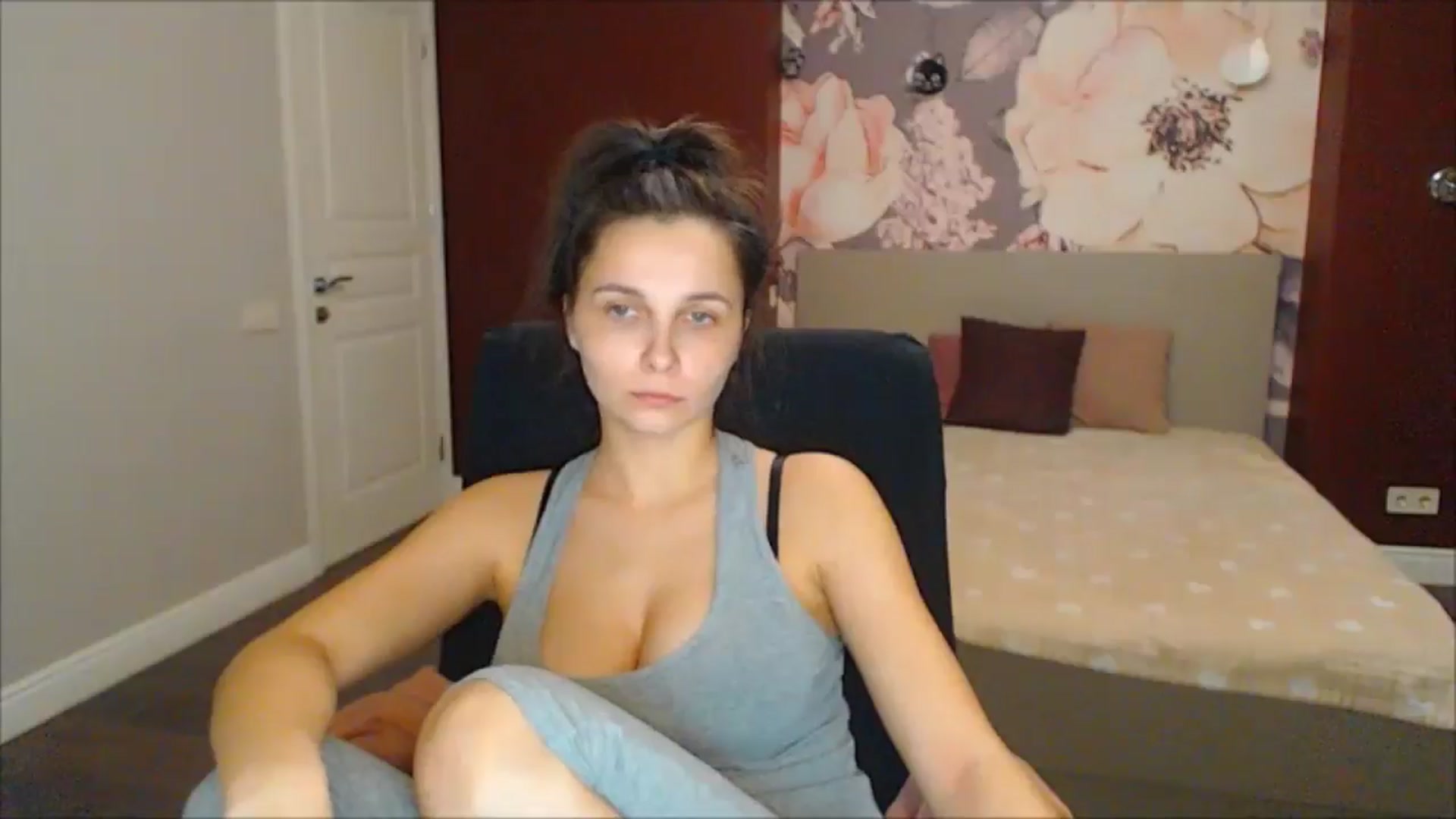 Gallery image thumbnail from Karina_Mils's myfreecams stream on, 02/15/2025, 17:58 image 3 of 20