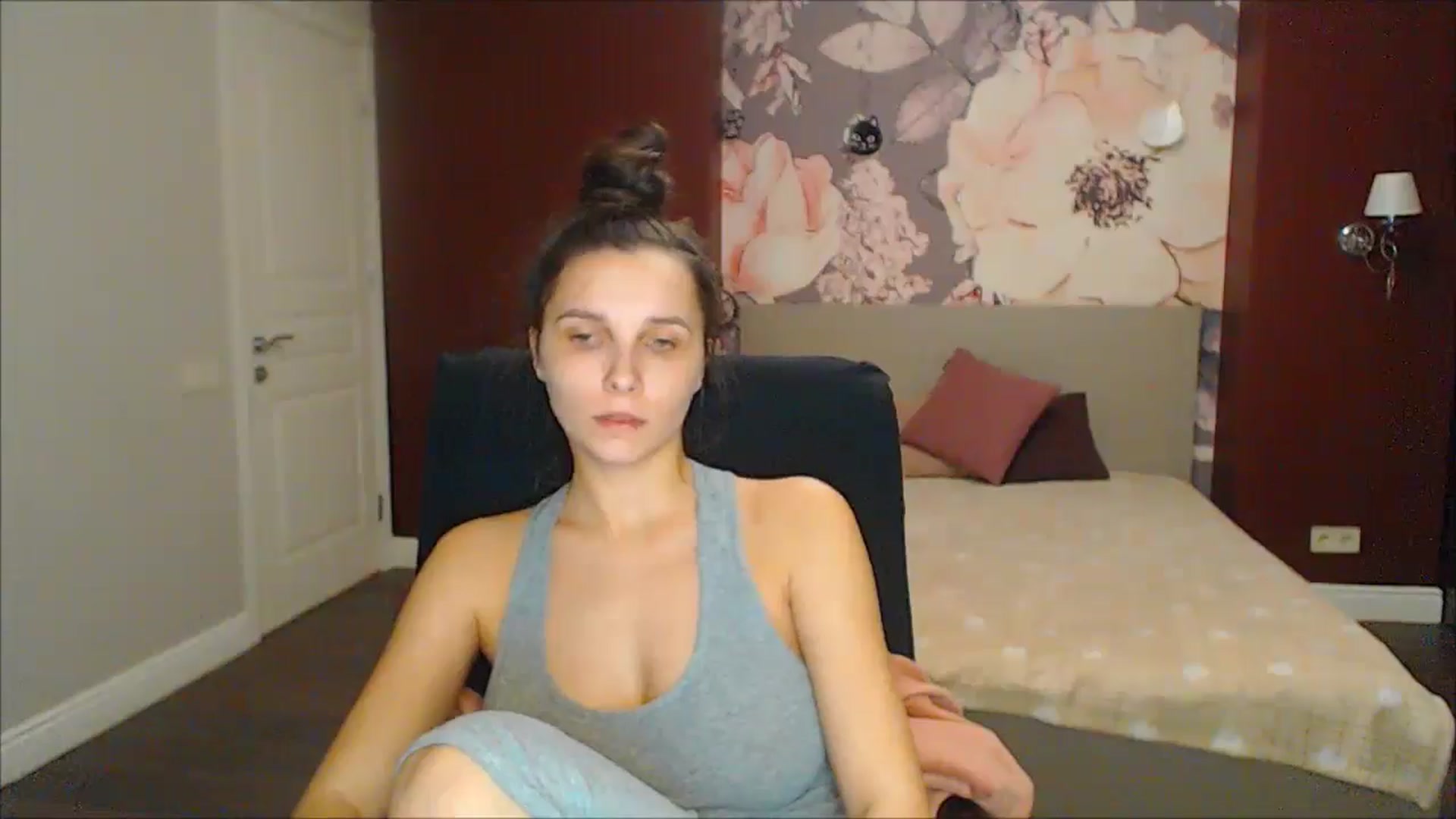 Gallery image thumbnail from Karina_Mils's myfreecams stream on, 02/21/2025, 19:50 image 9 of 20