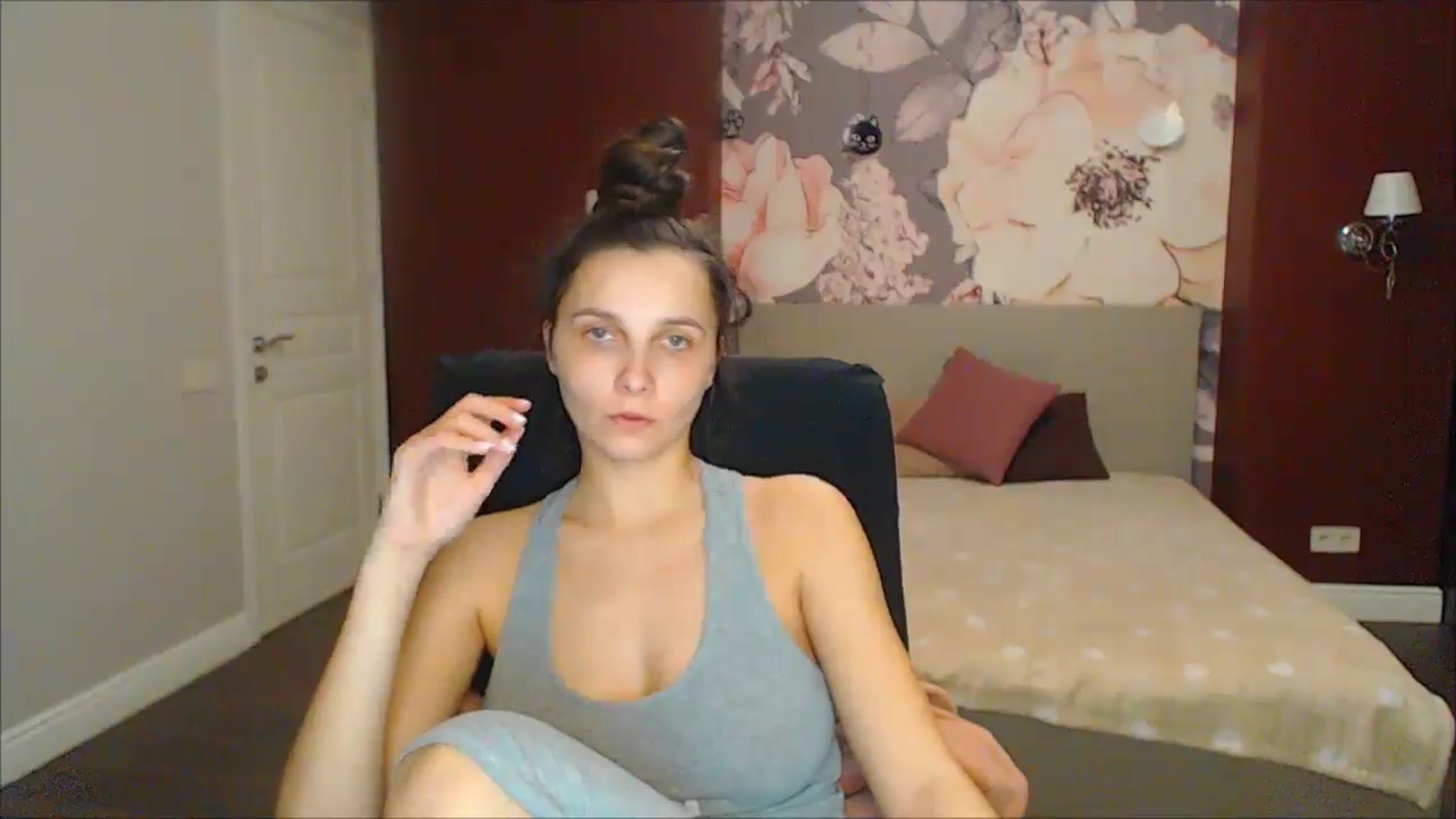 Gallery image thumbnail from Karina_Mils's myfreecams stream on, 02/21/2025, 19:50 image 6 of 20
