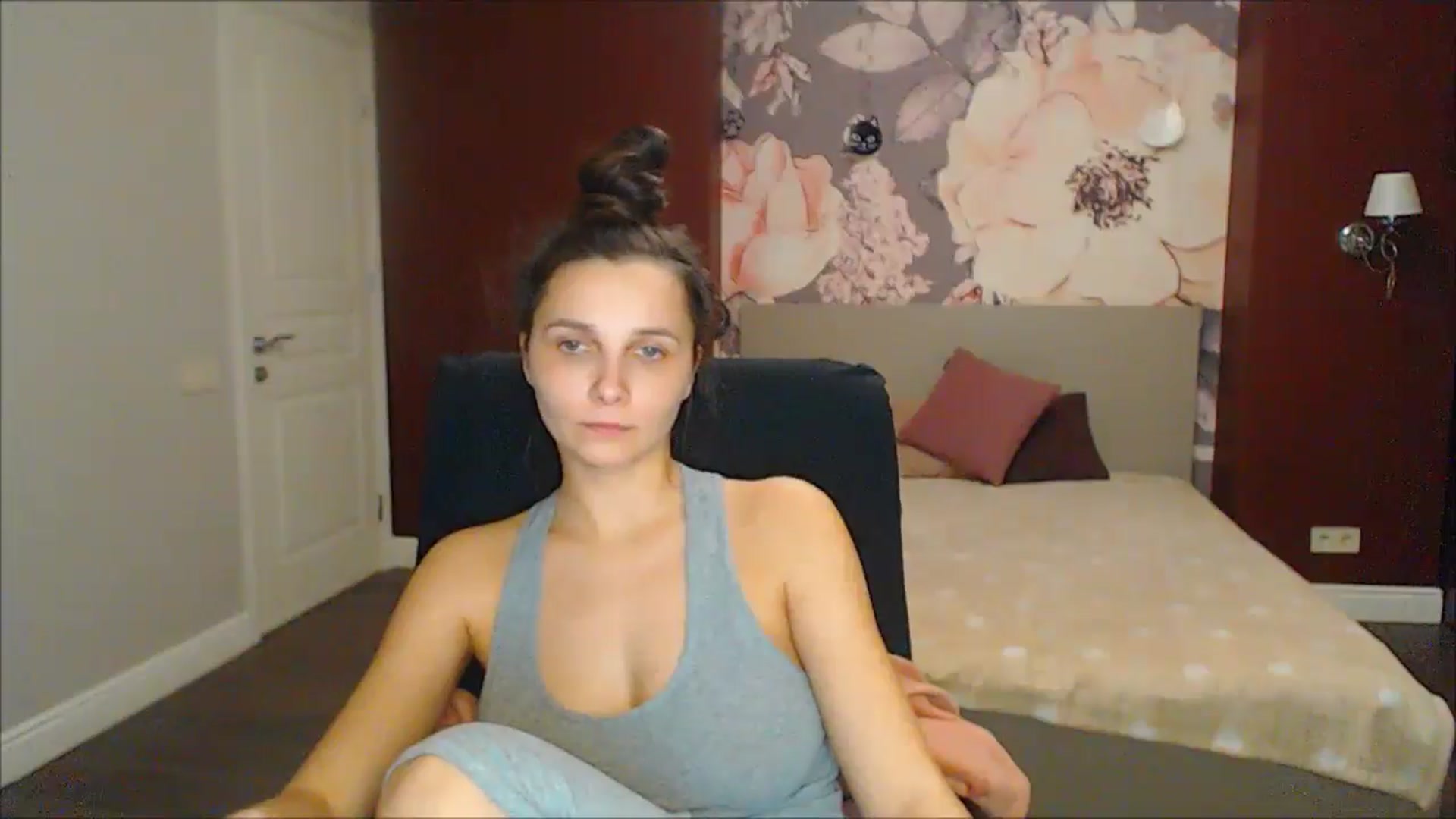 Gallery image thumbnail from Karina_Mils's myfreecams stream on, 02/21/2025, 19:50 image 20 of 20