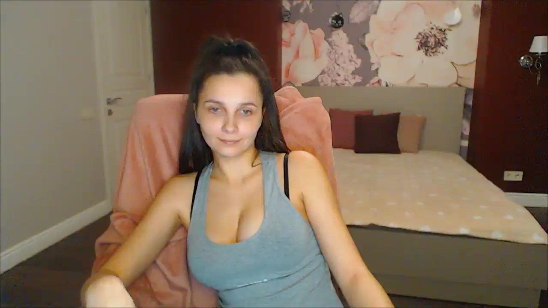 Gallery image thumbnail from Karina_Mils's myfreecams stream on, 02/22/2025, 20:15 image 11 of 20