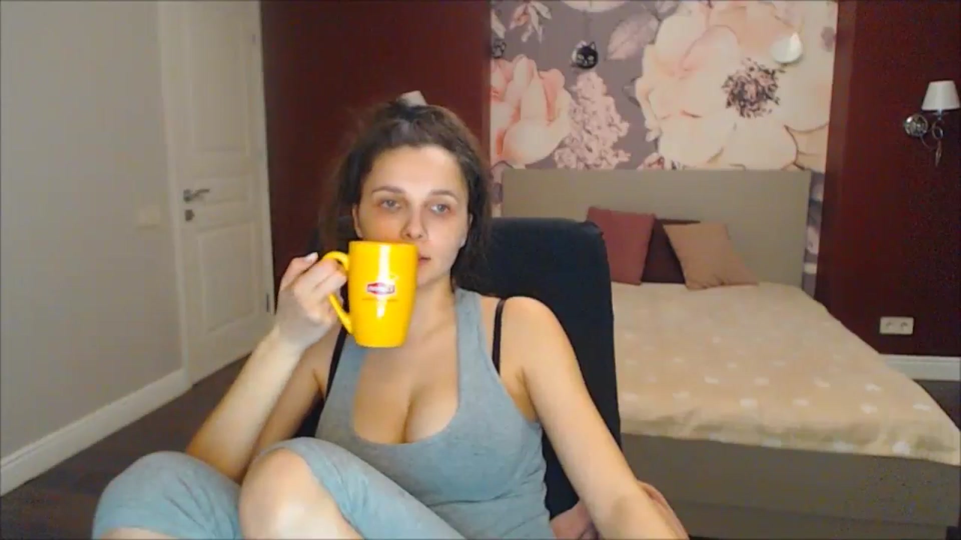 Gallery image thumbnail from Karina_Mils's myfreecams stream on, 02/23/2025, 17:39 image 4 of 20