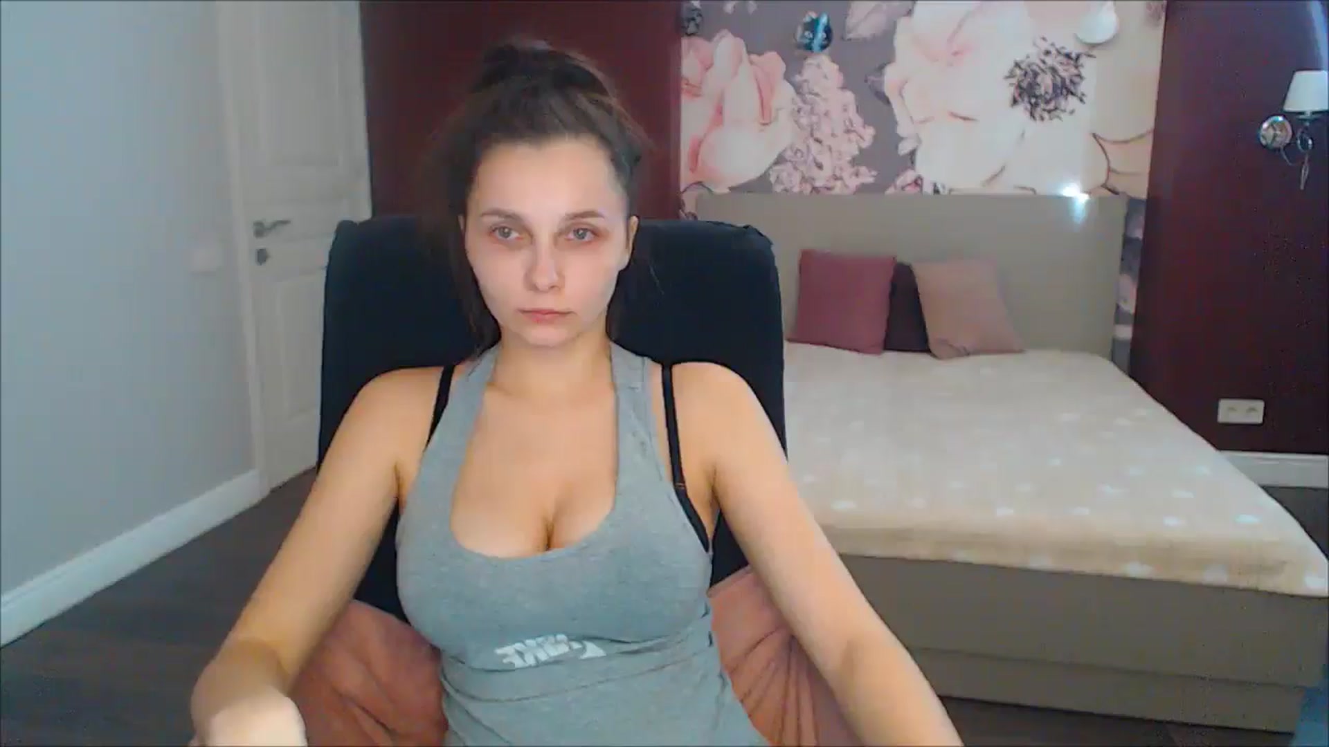 Gallery image thumbnail from Karina_Mils's myfreecams stream on, 02/24/2025, 11:24 image 20 of 20