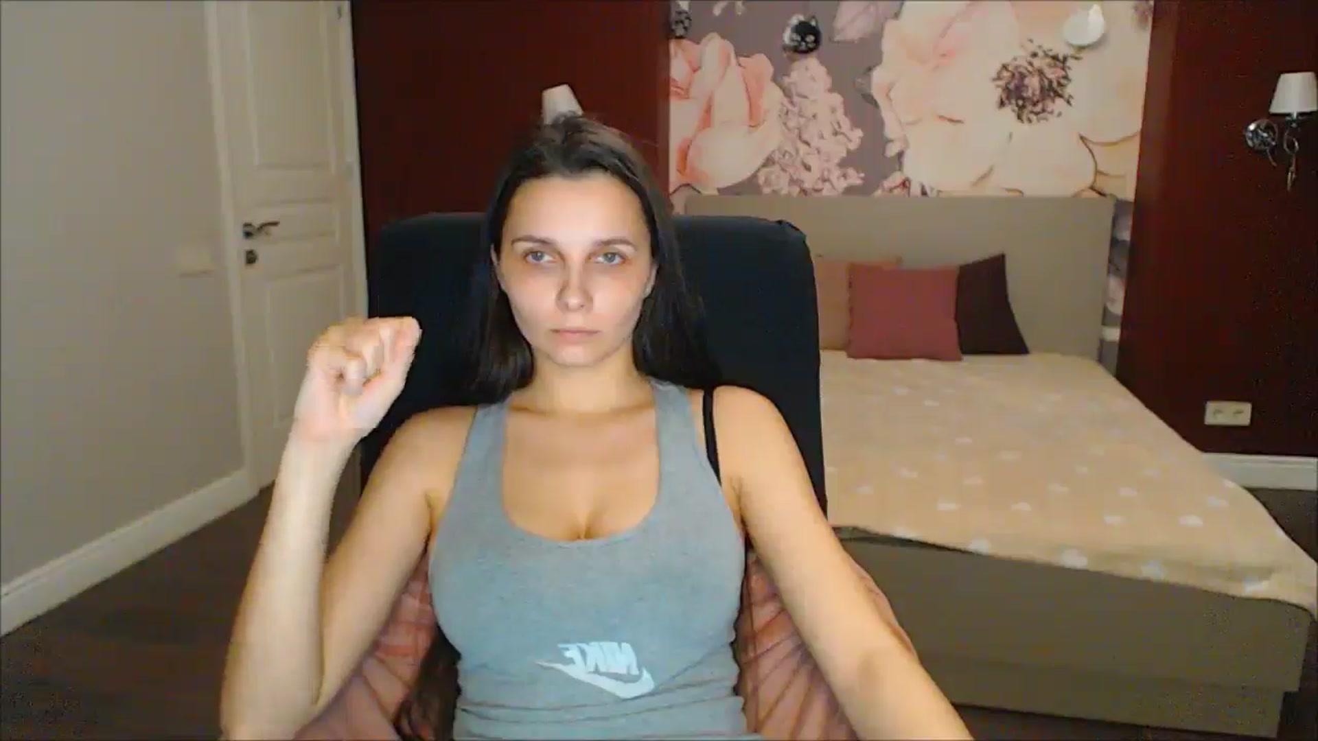 Gallery image thumbnail from Karina_Mils's myfreecams stream on, 03/15/2025, 19:02 image 11 of 20