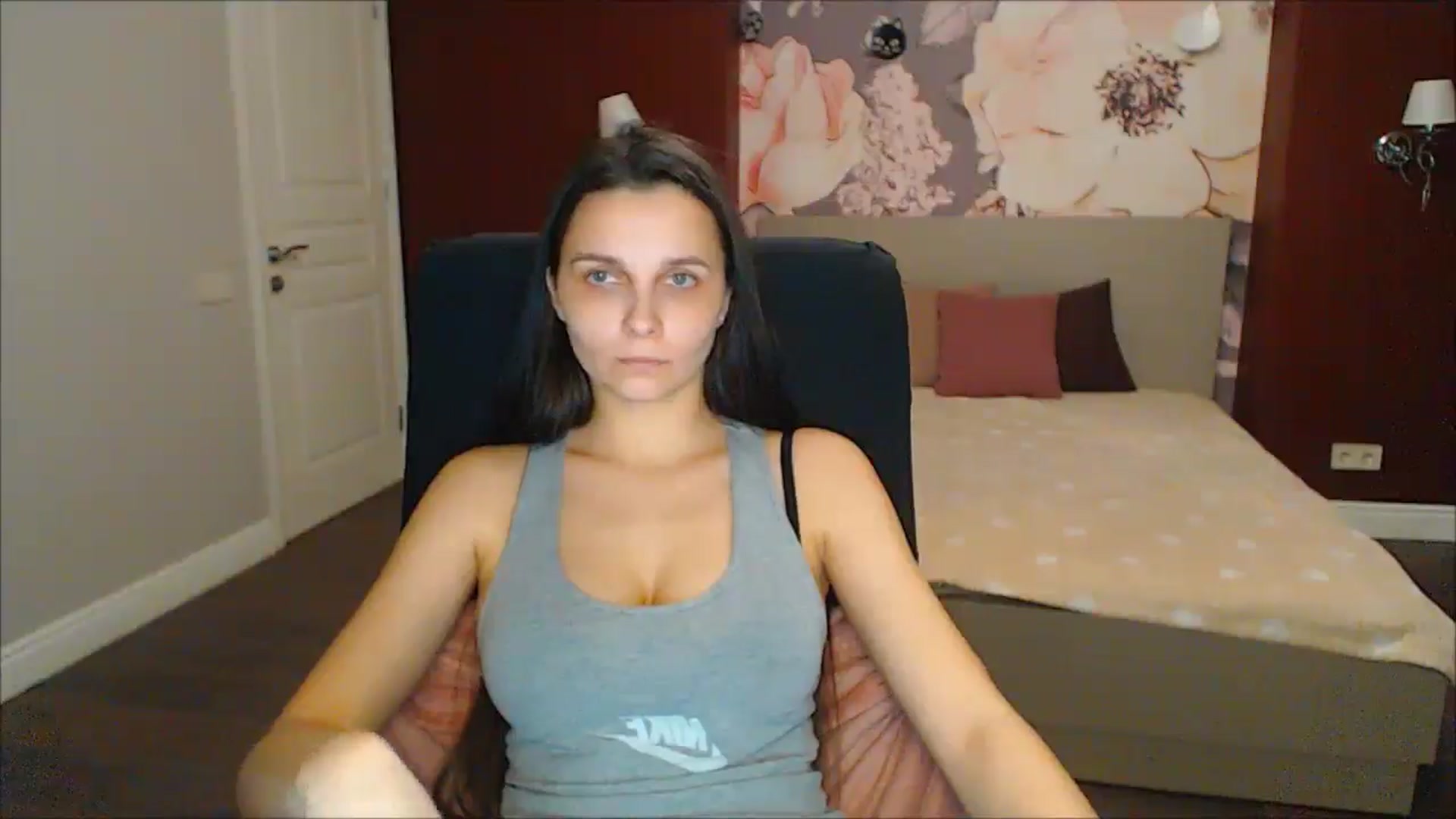 Gallery image thumbnail from Karina_Mils's myfreecams stream on, 03/15/2025, 19:02 image 8 of 20
