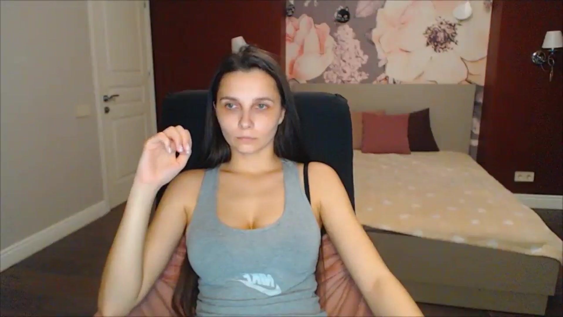 Gallery image thumbnail from Karina_Mils's myfreecams stream on, 03/15/2025, 19:02 image 4 of 20