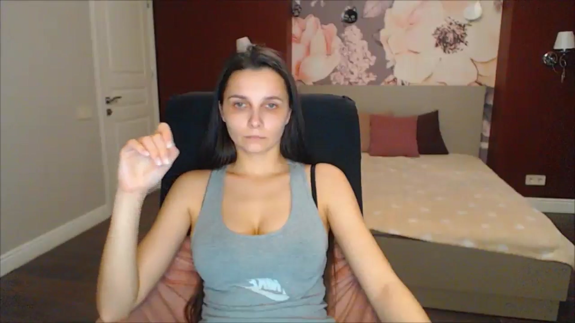 Gallery image thumbnail from Karina_Mils's myfreecams stream on, 03/15/2025, 19:02 image 2 of 20