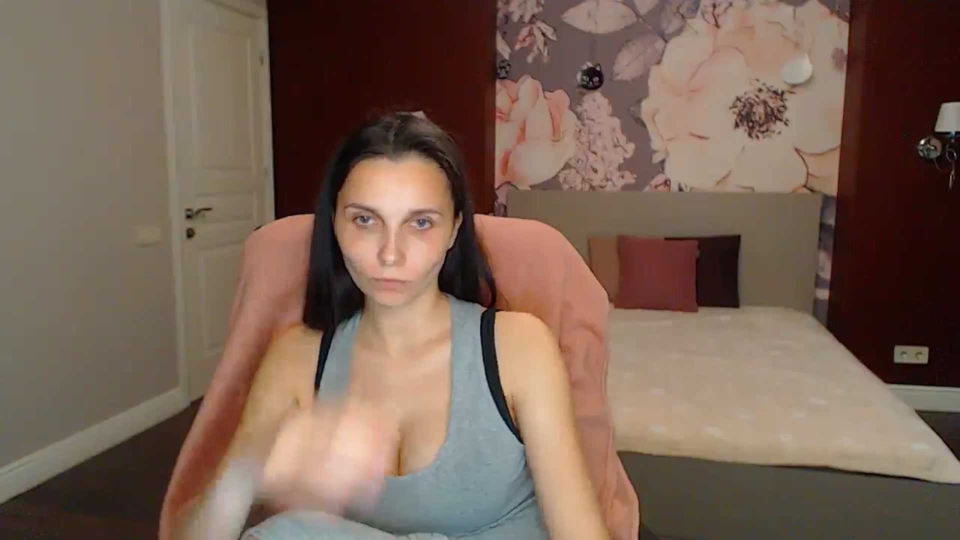 Gallery image thumbnail from Karina_Mils's myfreecams stream on, 05/10/2025, 19:54 image 5 of 20