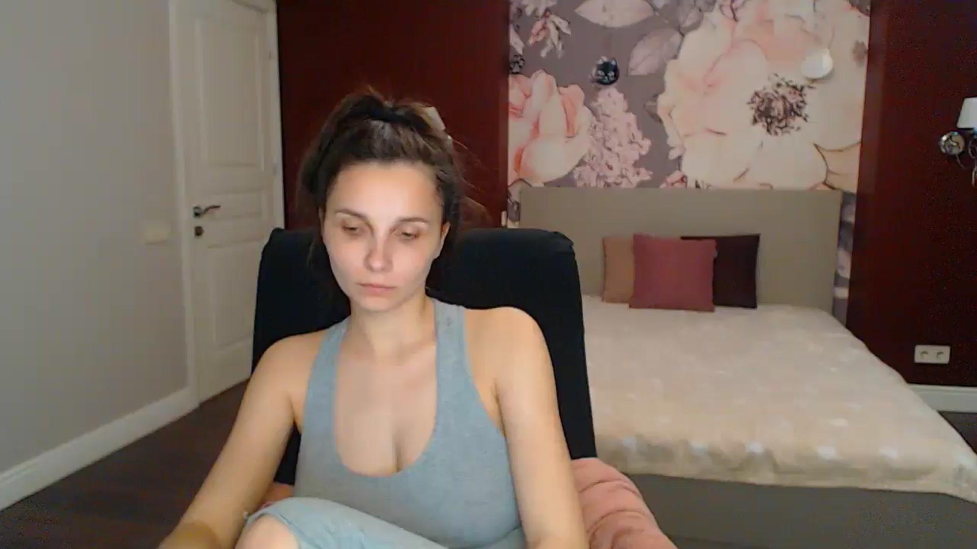 Gallery image thumbnail from Karina_Mils's myfreecams stream on, 05/11/2025, 10:29 image 20 of 20
