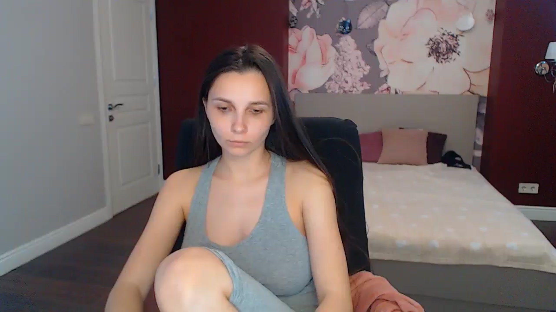 Gallery image thumbnail from Karina_Mils's myfreecams stream on, 05/12/2025, 11:19 image 1 of 20