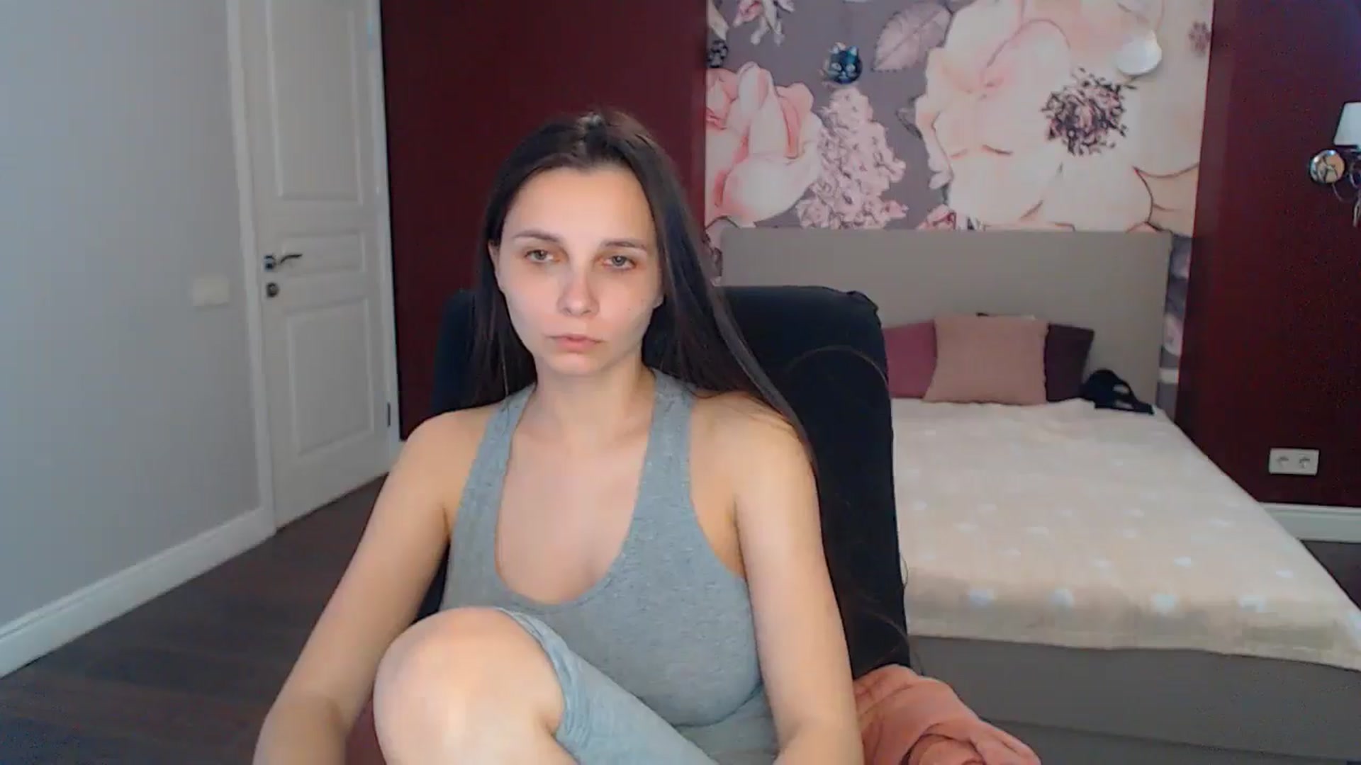 Gallery image thumbnail from Karina_Mils's myfreecams stream on, 05/12/2025, 11:19 image 3 of 20