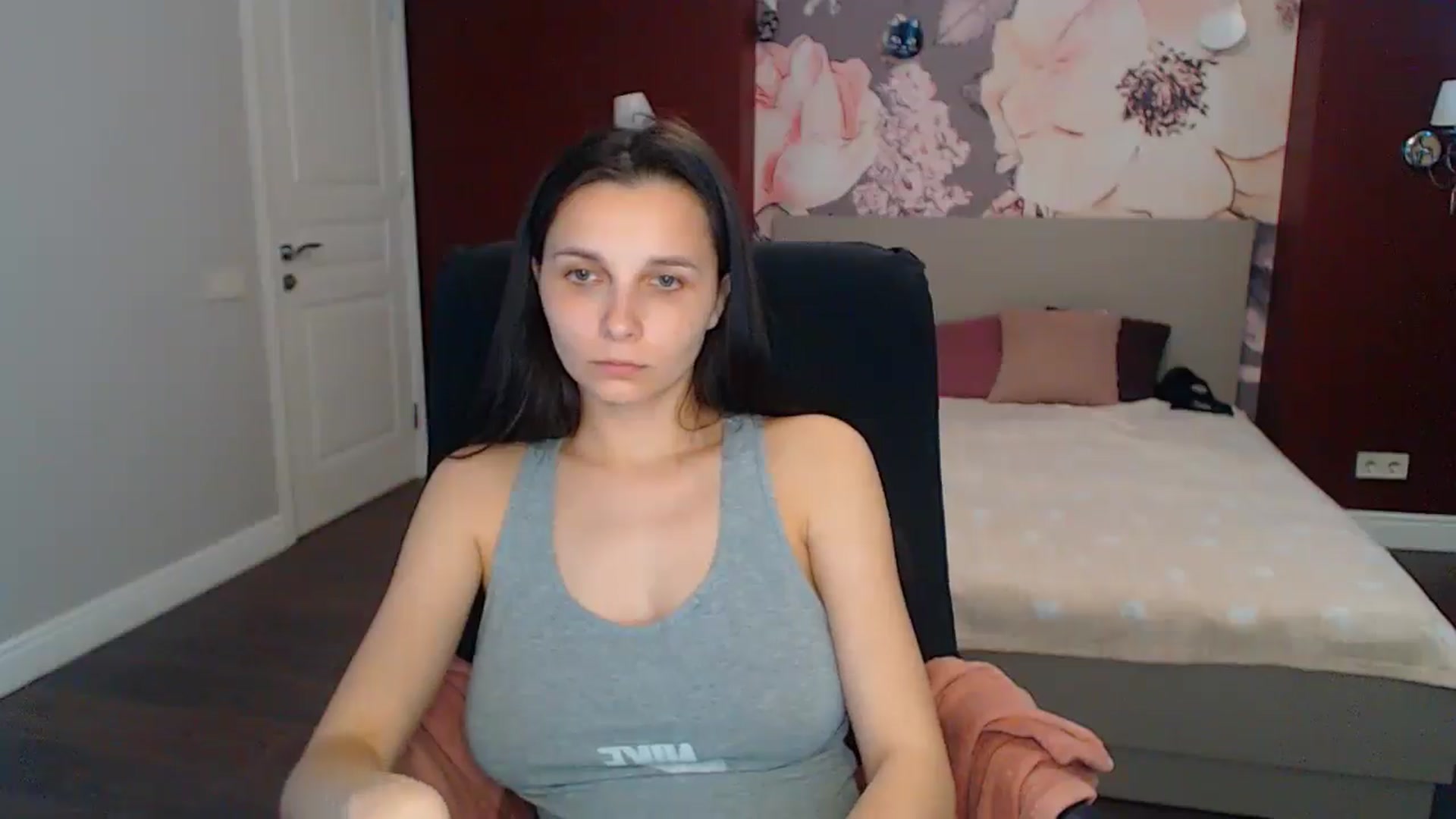 Gallery image thumbnail from Karina_Mils's myfreecams stream on, 05/12/2025, 11:19 image 7 of 20