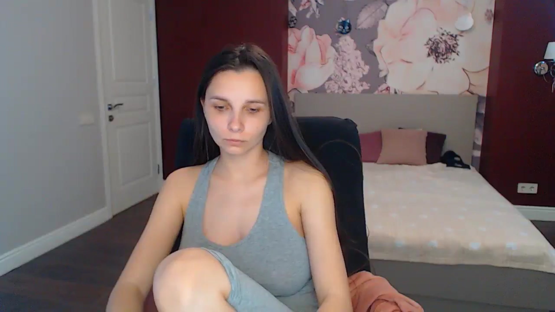 Gallery image thumbnail from Karina_Mils's myfreecams stream on, 05/12/2025, 11:19 image 2 of 20
