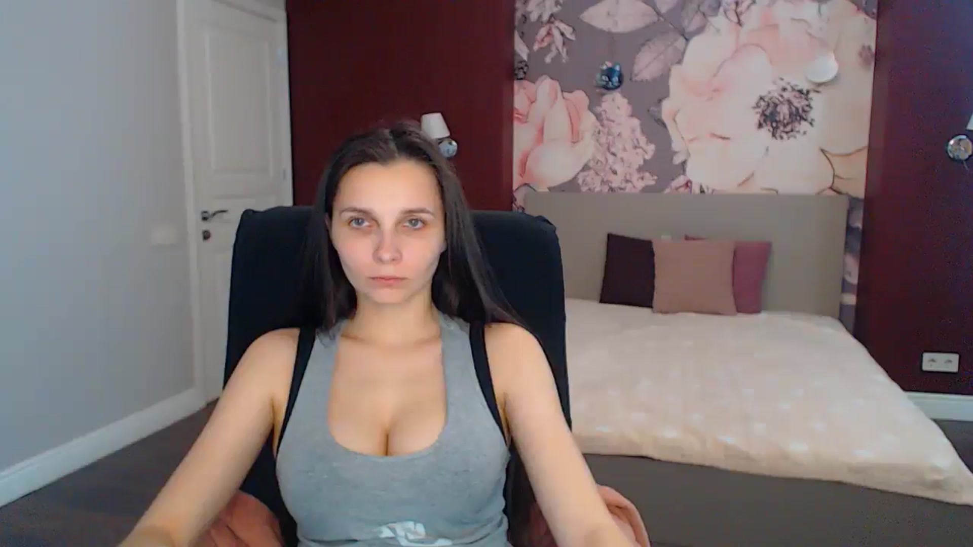 Gallery image thumbnail from Karina_Mils's myfreecams stream on, 06/02/2025, 11:47 image 20 of 20