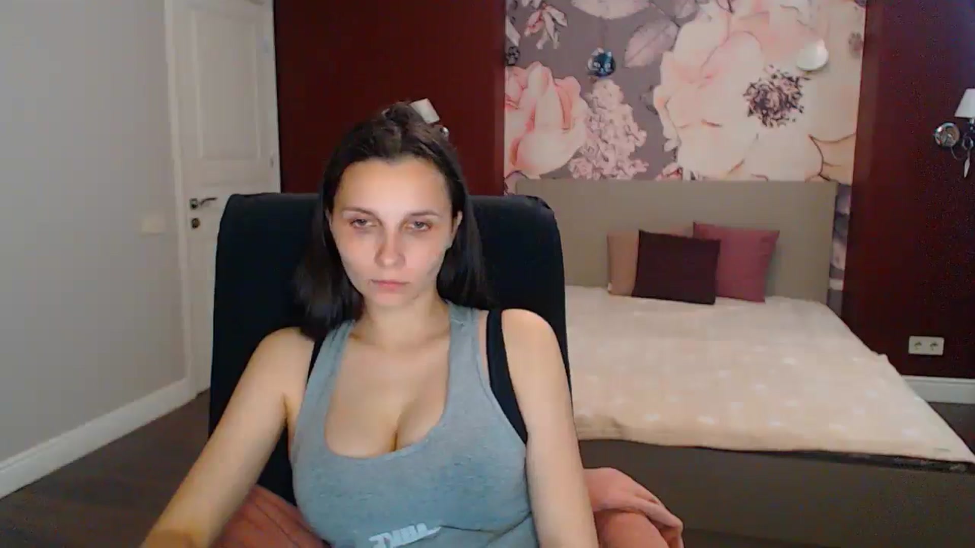 Gallery image thumbnail from Karina_Mils's myfreecams stream on, 06/21/2025, 14:44 image 20 of 20